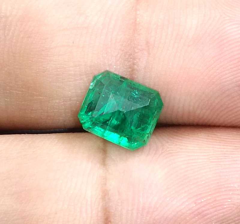 2.58ct deep vivid green octagon cut emerald