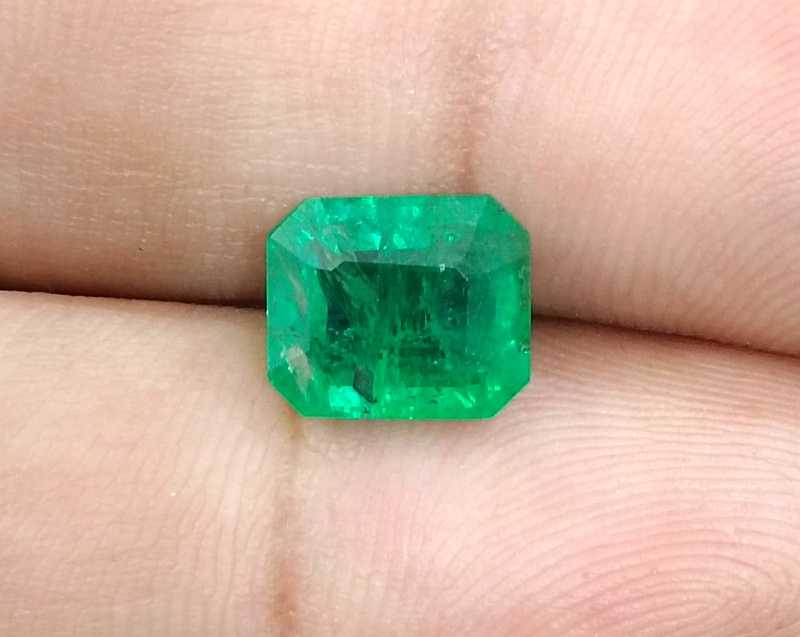 2.58ct deep vivid green octagon cut emerald