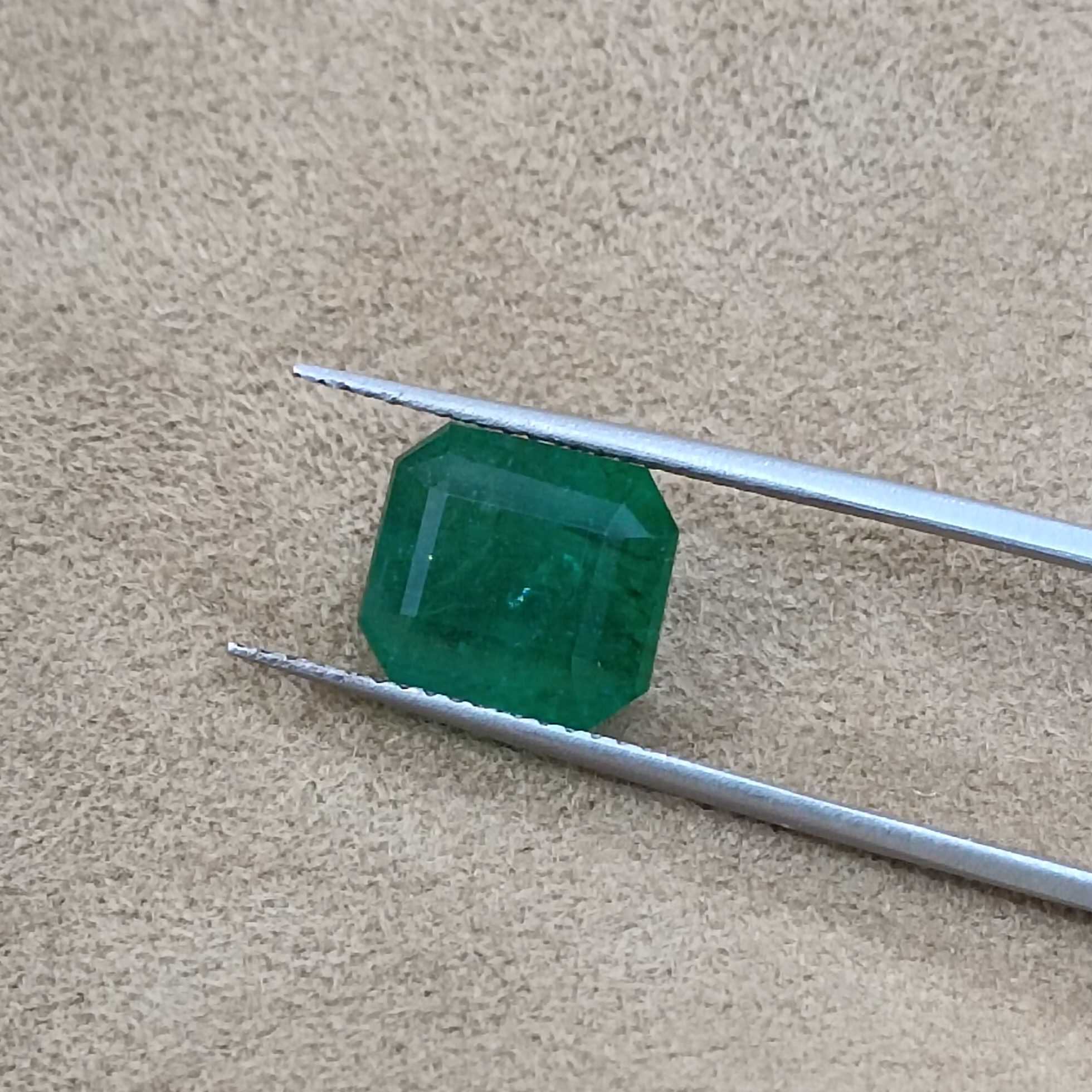 3.87ct GSI certified velvet green octagon emerald 8*9