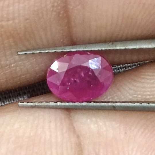 1.07ct unheated oval cut Mozambique ruby gemstone /