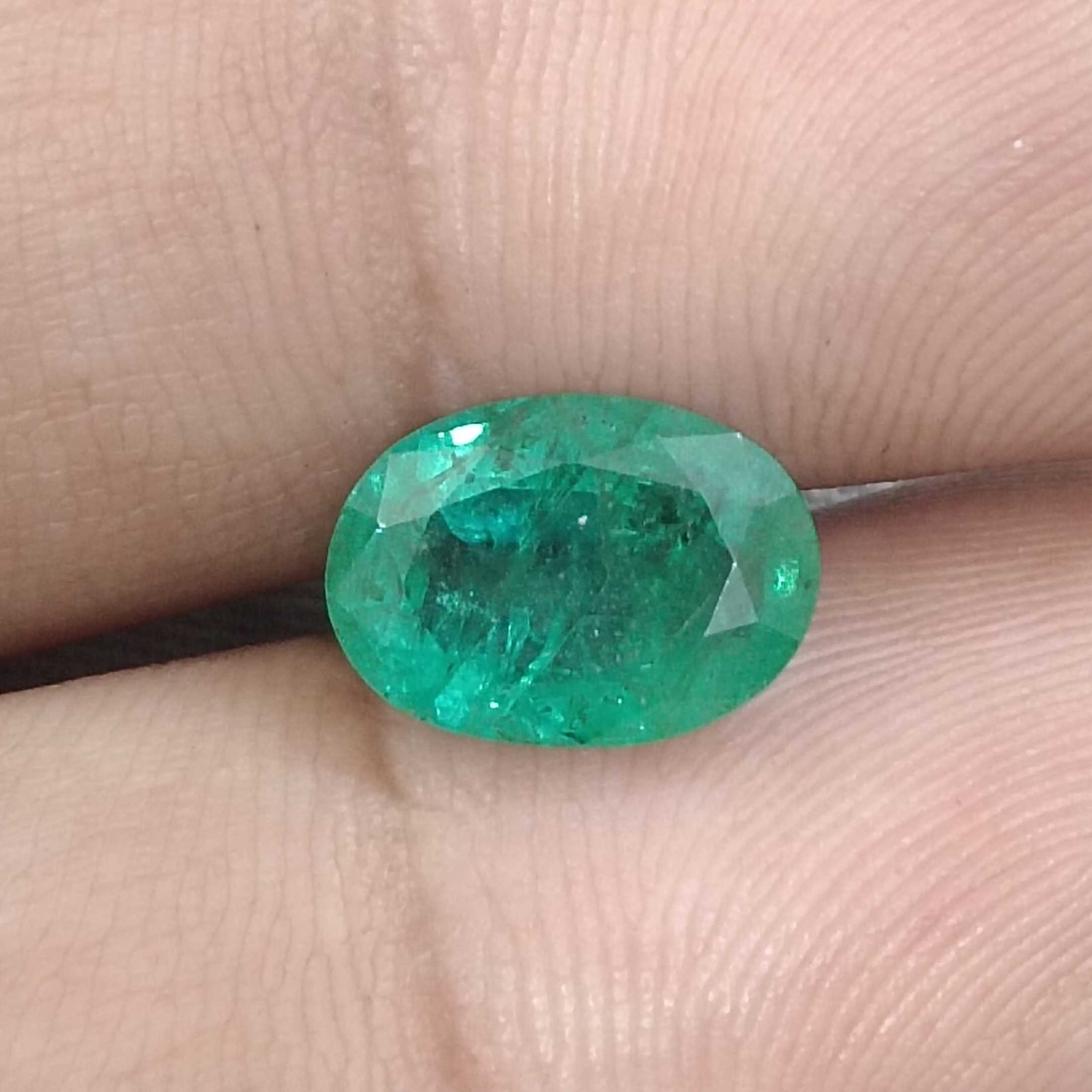 2.43ct GSI certified medium green oval cut Swat emerald gemstone /