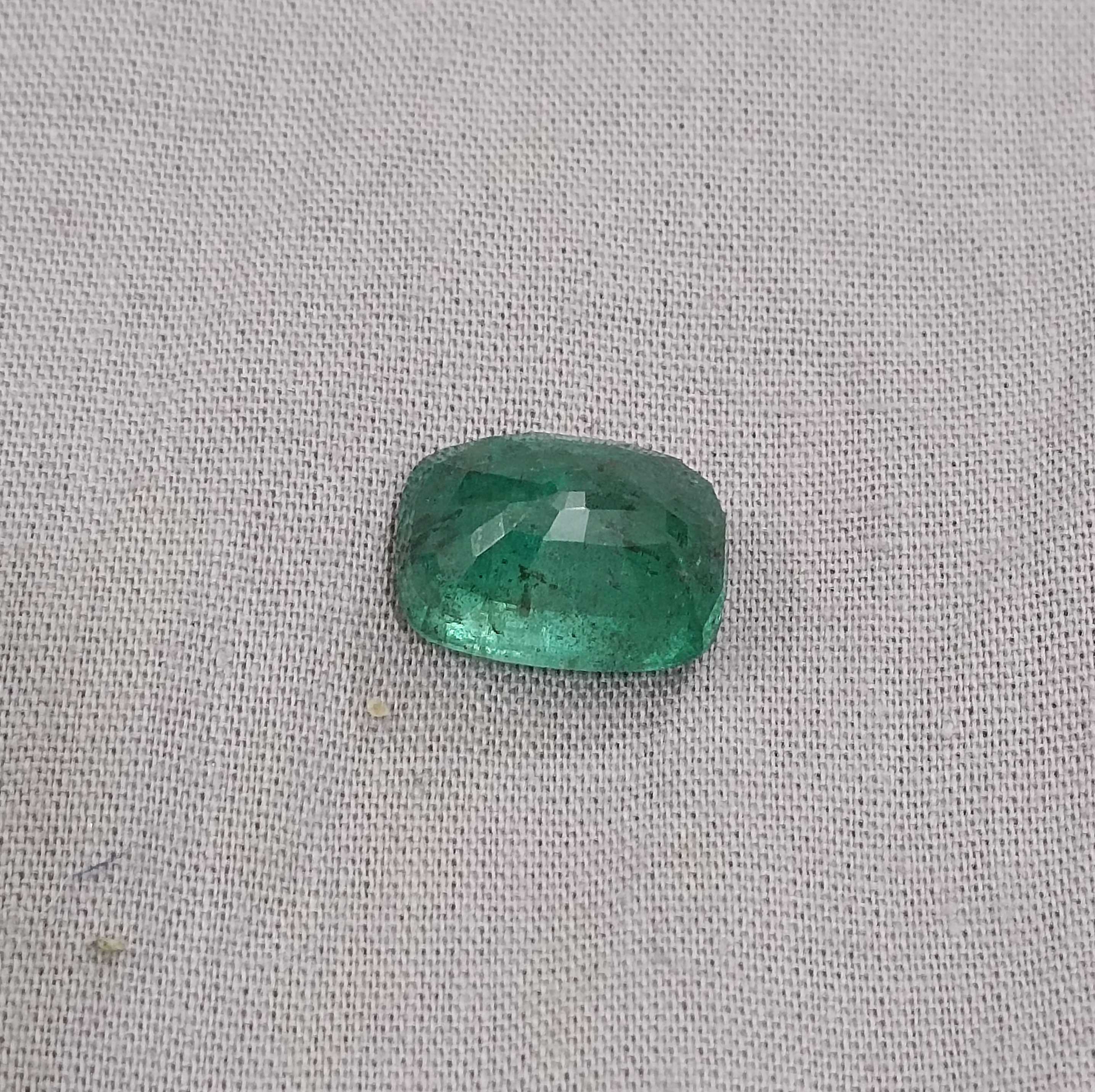 8.59ct big size deep green cushion cut emerald gemstone