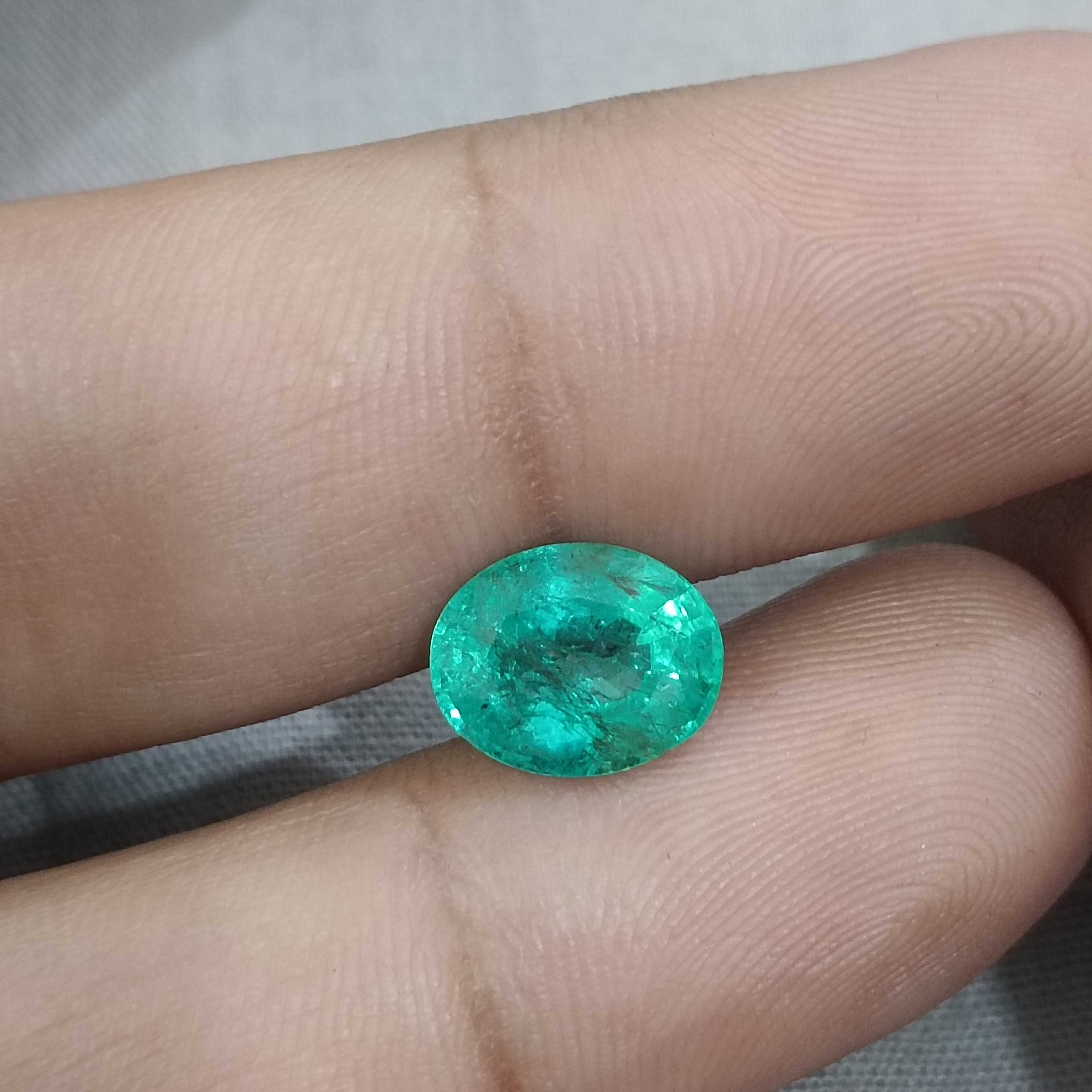 2.76ct bright sea foam green oval shape Russian emerald gemstone 