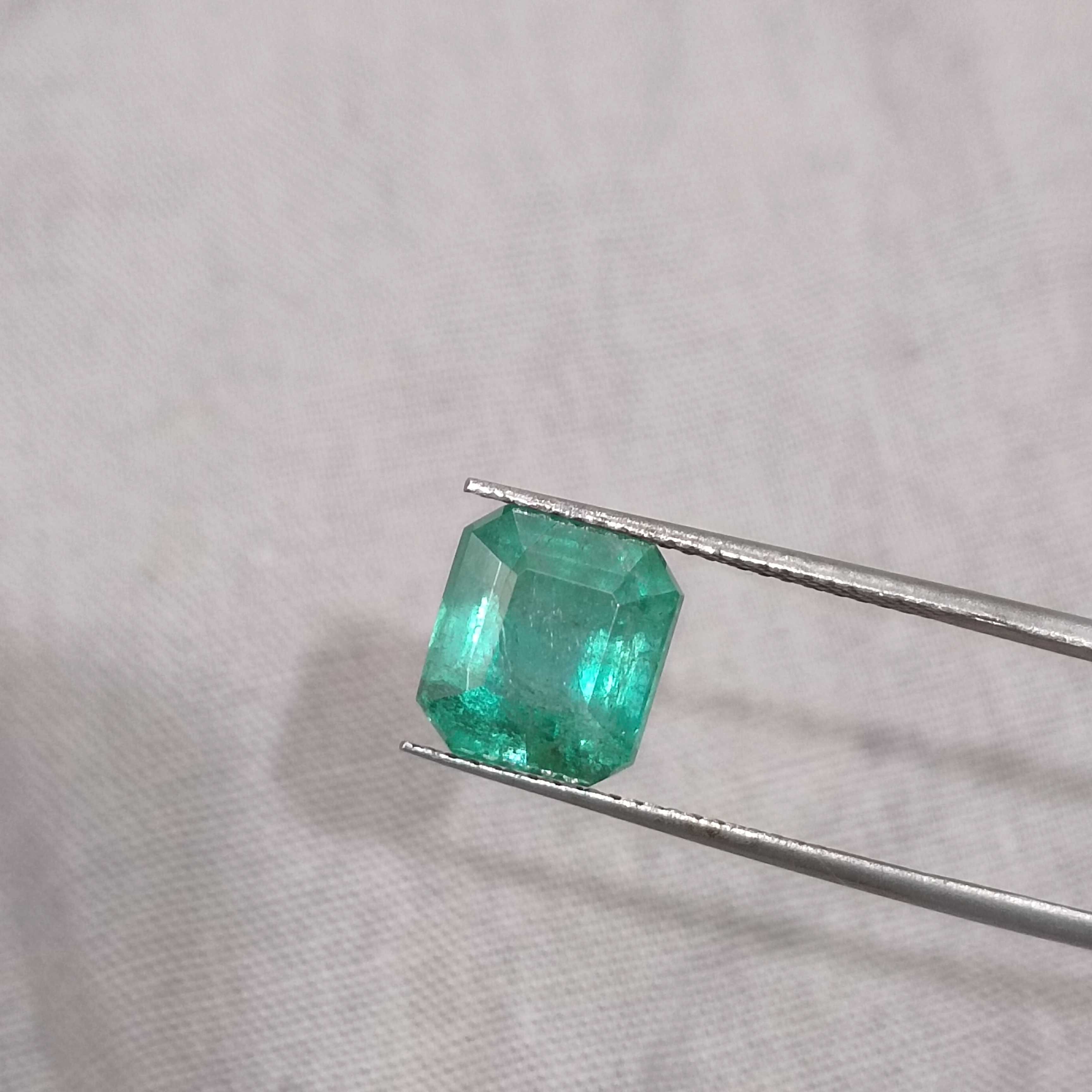 2.90ct medium green octagon cut Zambian emerald stone