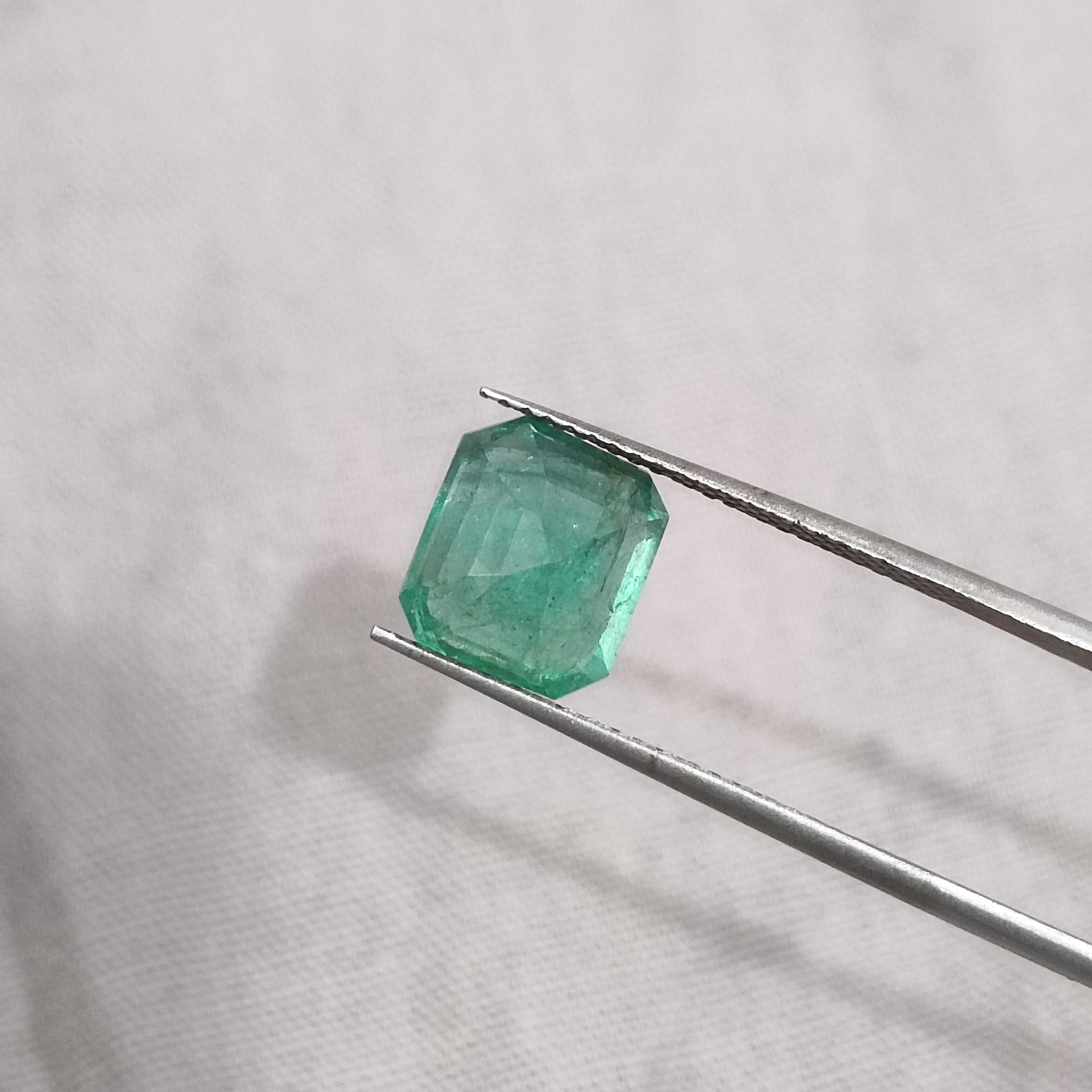 2.90ct medium green octagon cut Zambian emerald stone