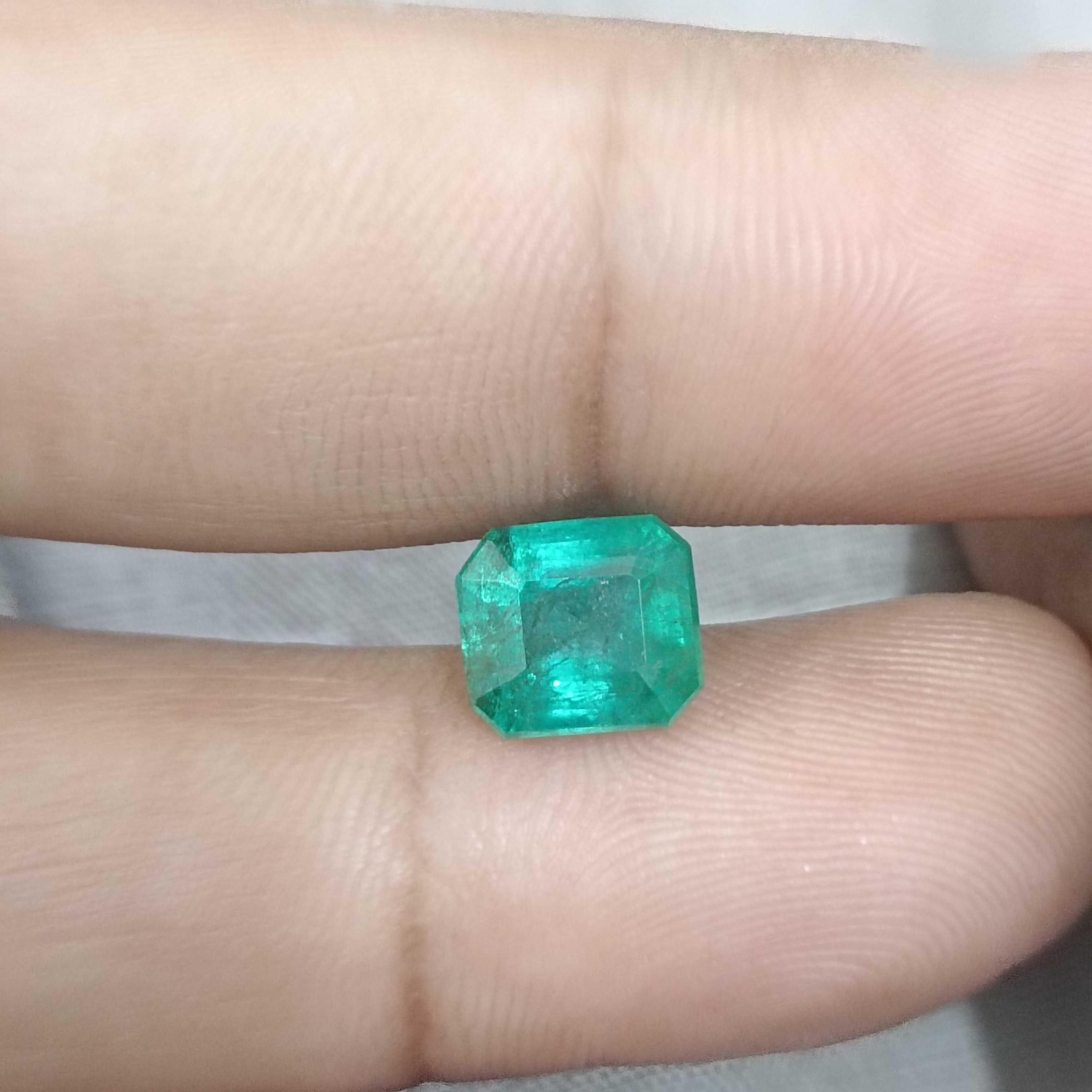 2.90ct medium green octagon cut Zambian emerald stone