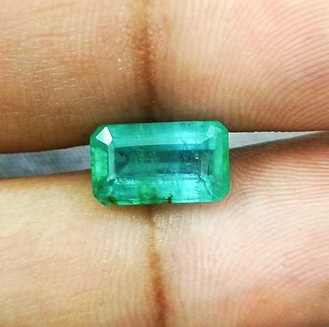 2.63ct medium light green octagon emerald stone/