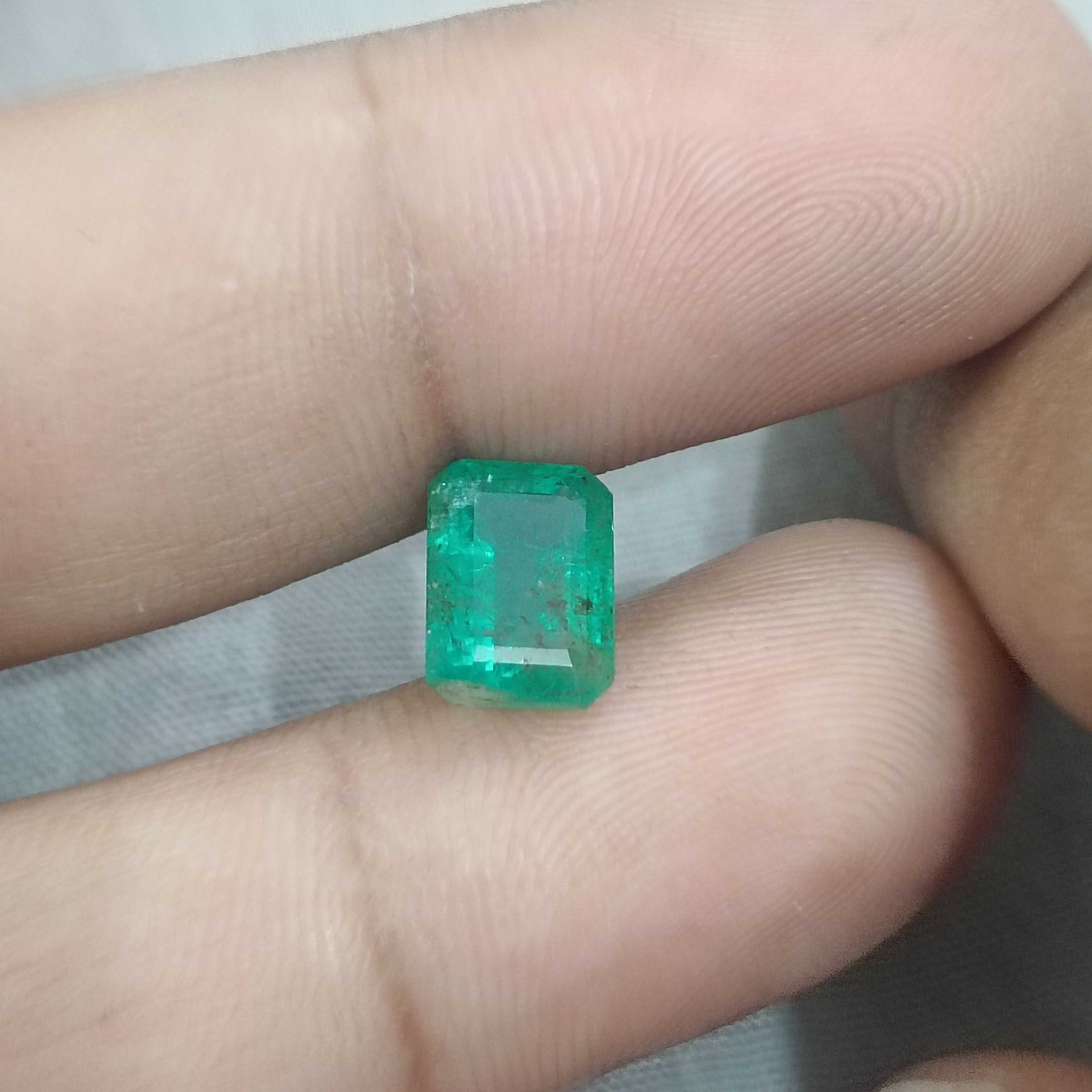 2.62ct GSI certified Panjshir golden green octagon cut emerald gemstone 