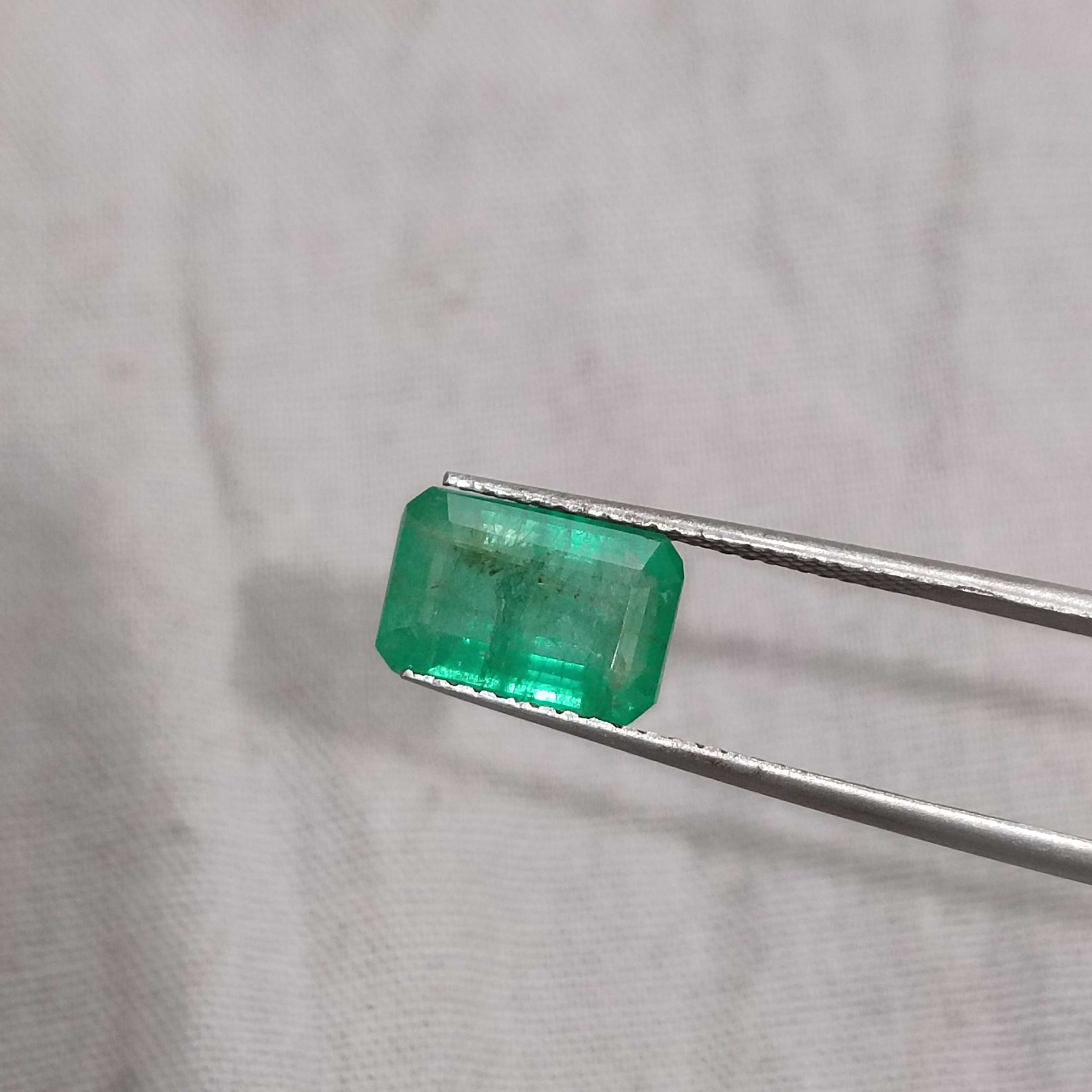 2.58ct GSI certified spring green octagon cut Panjshir emerald gemstone 