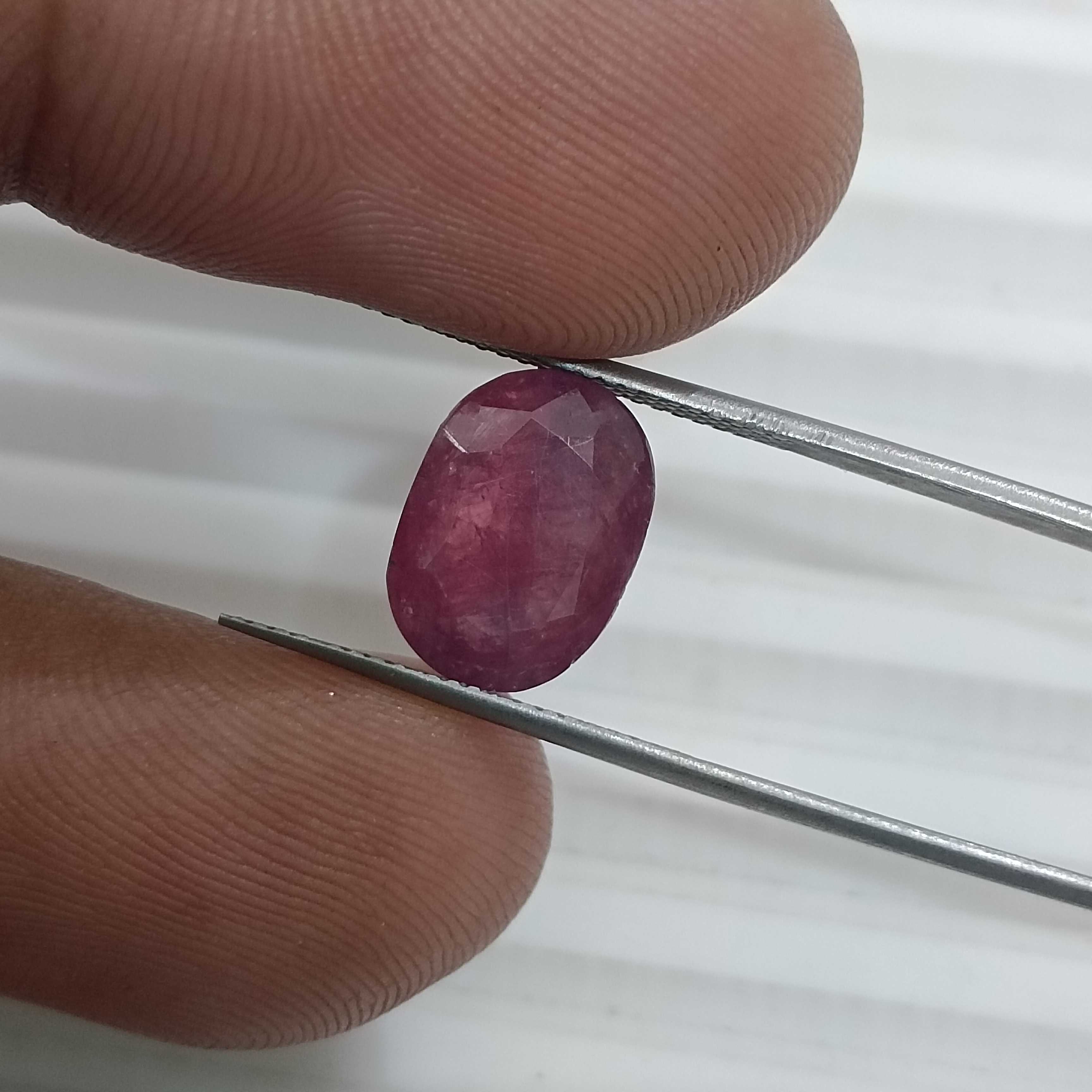 5.76ct GSI certified unheated oval cut Mozambique ruby 