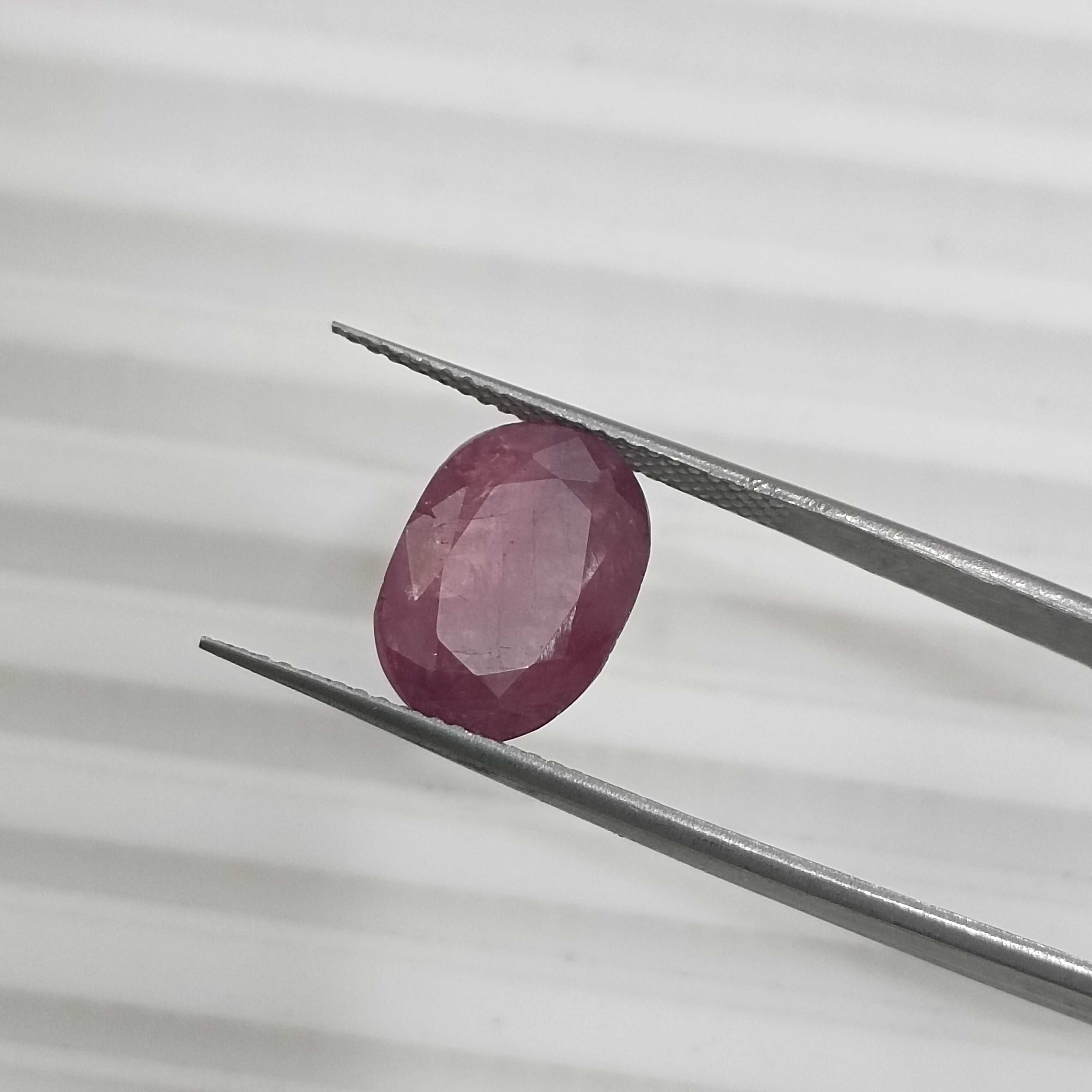 5.76ct GSI certified unheated oval cut Mozambique ruby 