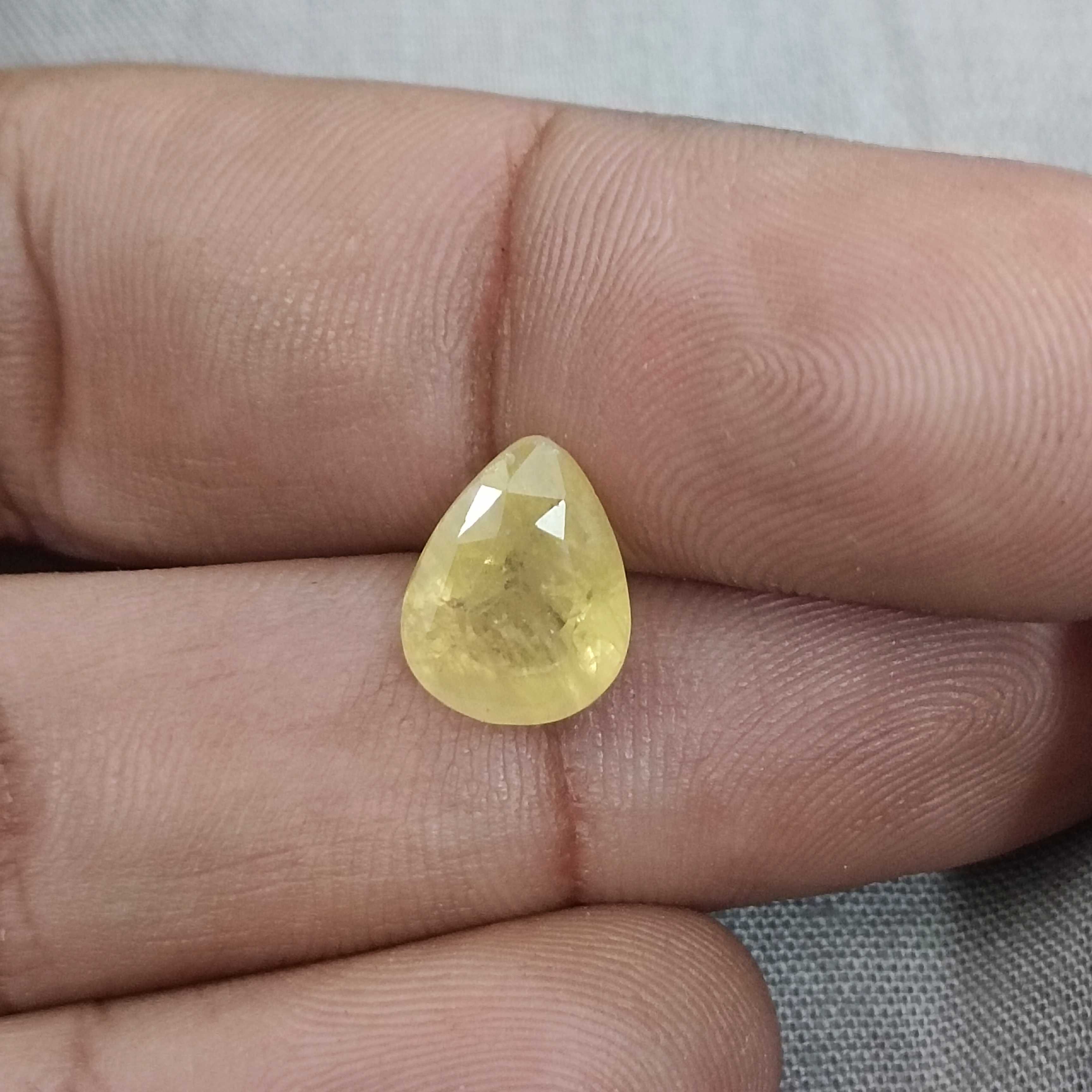 4.35ct GSI certified pear shape unheated yellow sapphire gemstone 