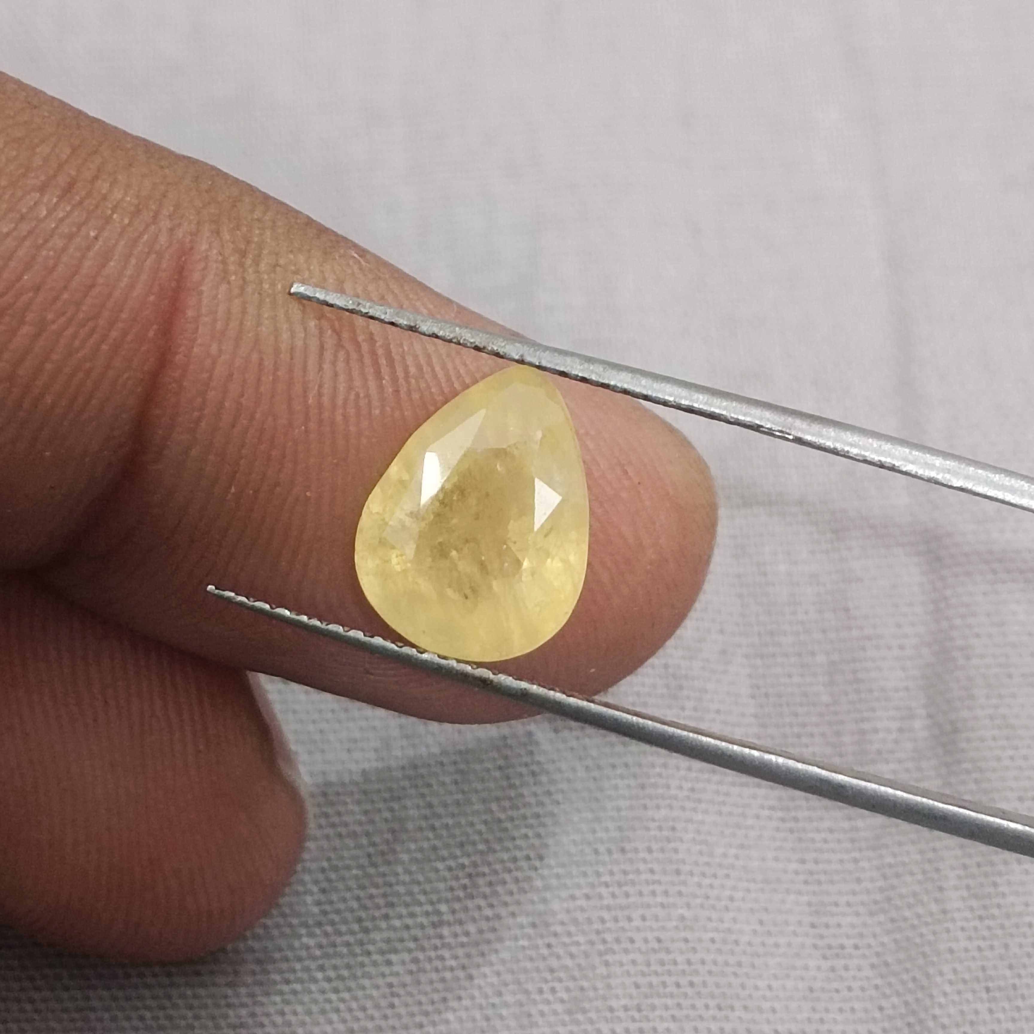 4.35ct GSI certified pear shape unheated yellow sapphire gemstone 