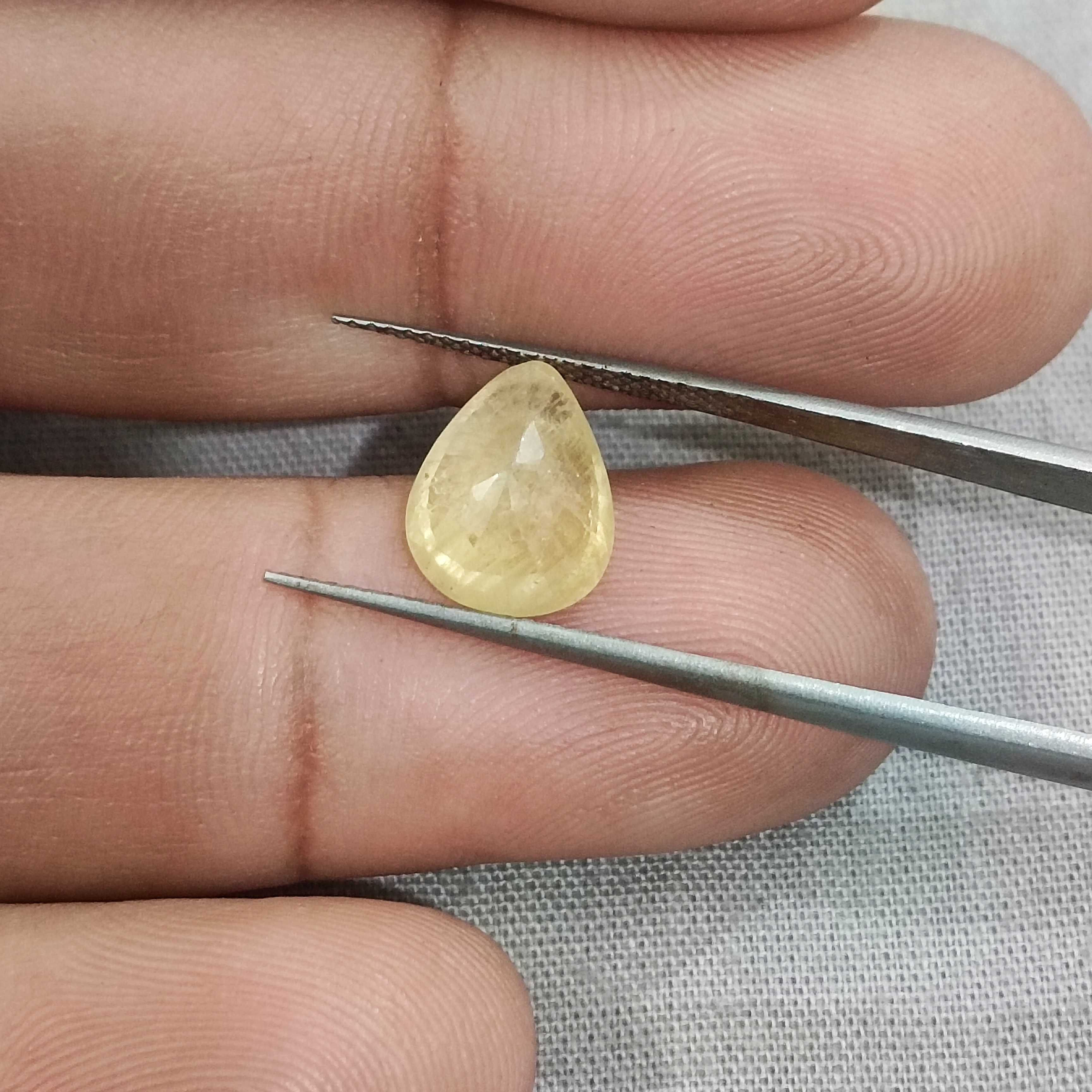 4.35ct GSI certified pear shape unheated yellow sapphire gemstone 