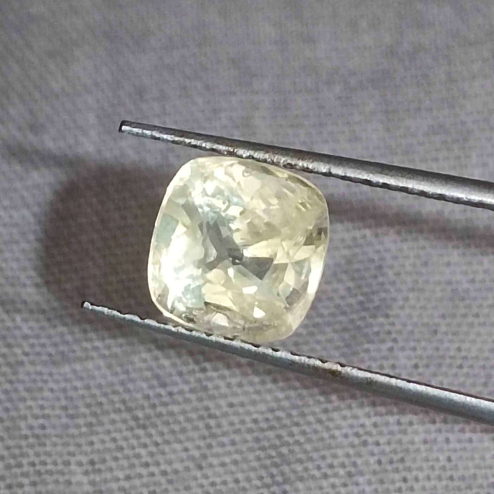 2.49ct GSI certified cushion shape unheated light yellow sapphire /