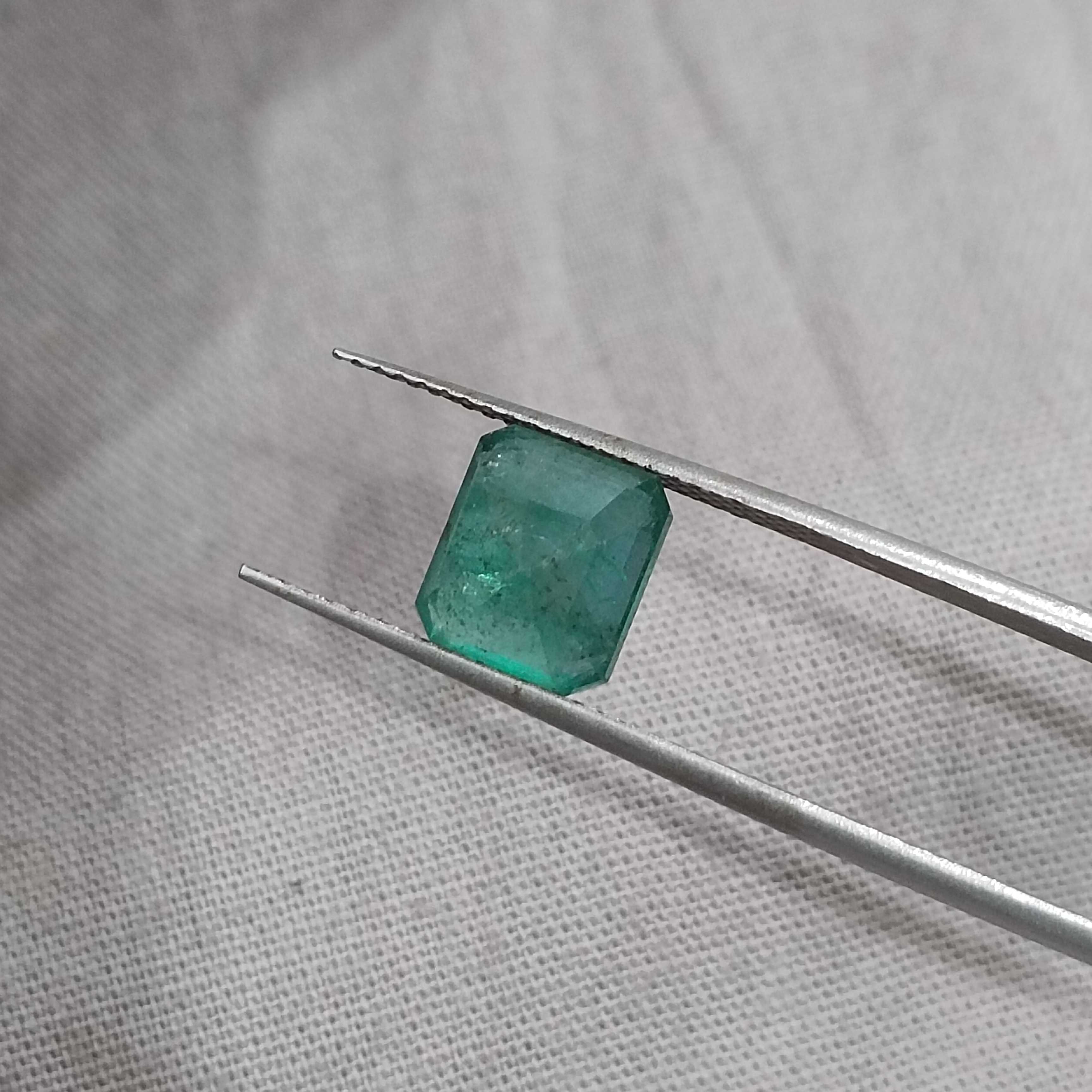 2.35ct GSI deep electric green octagon cut Zambian emerald gemstone 