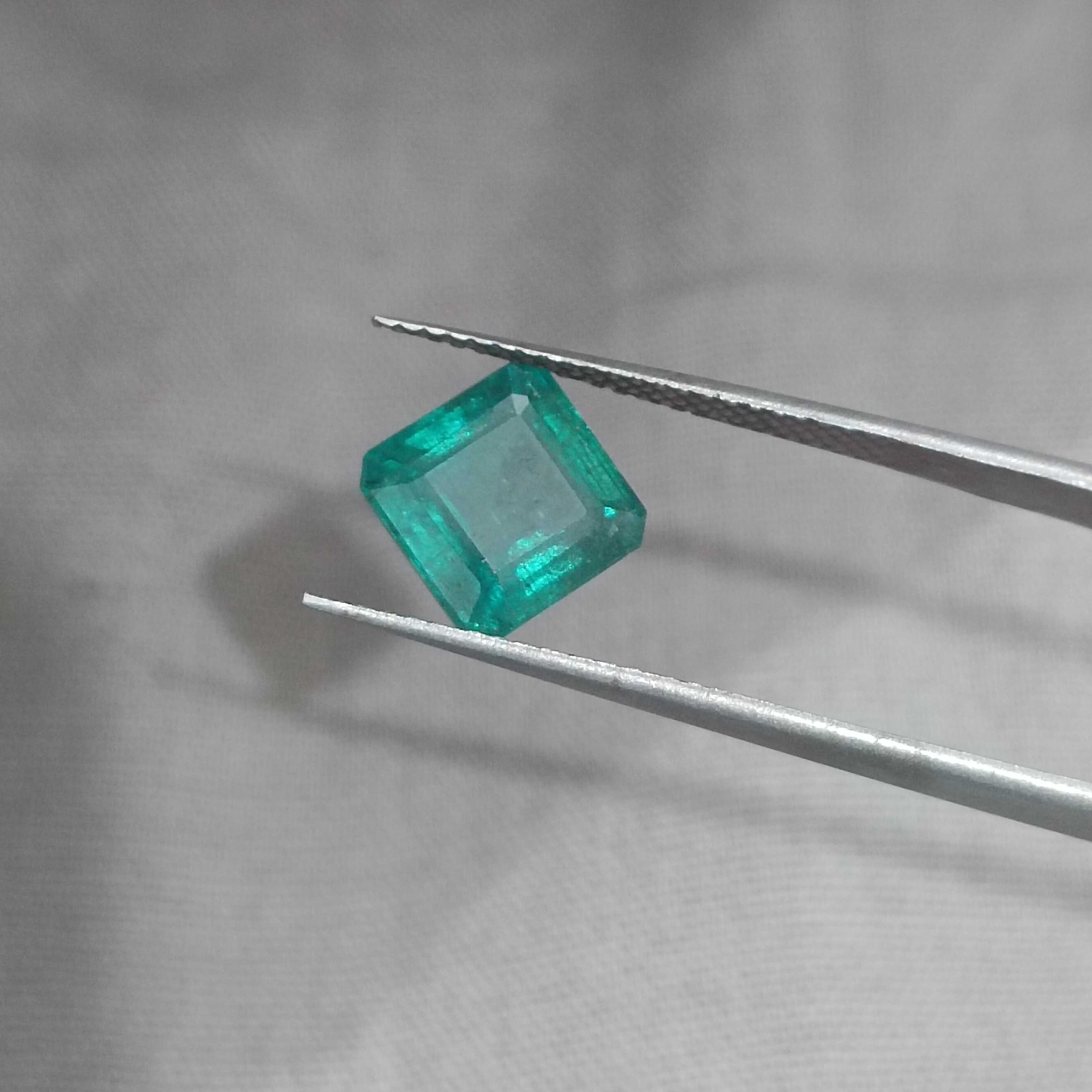 2.29ct GSI certified medium deep green octagon cut Zambian emerald gem