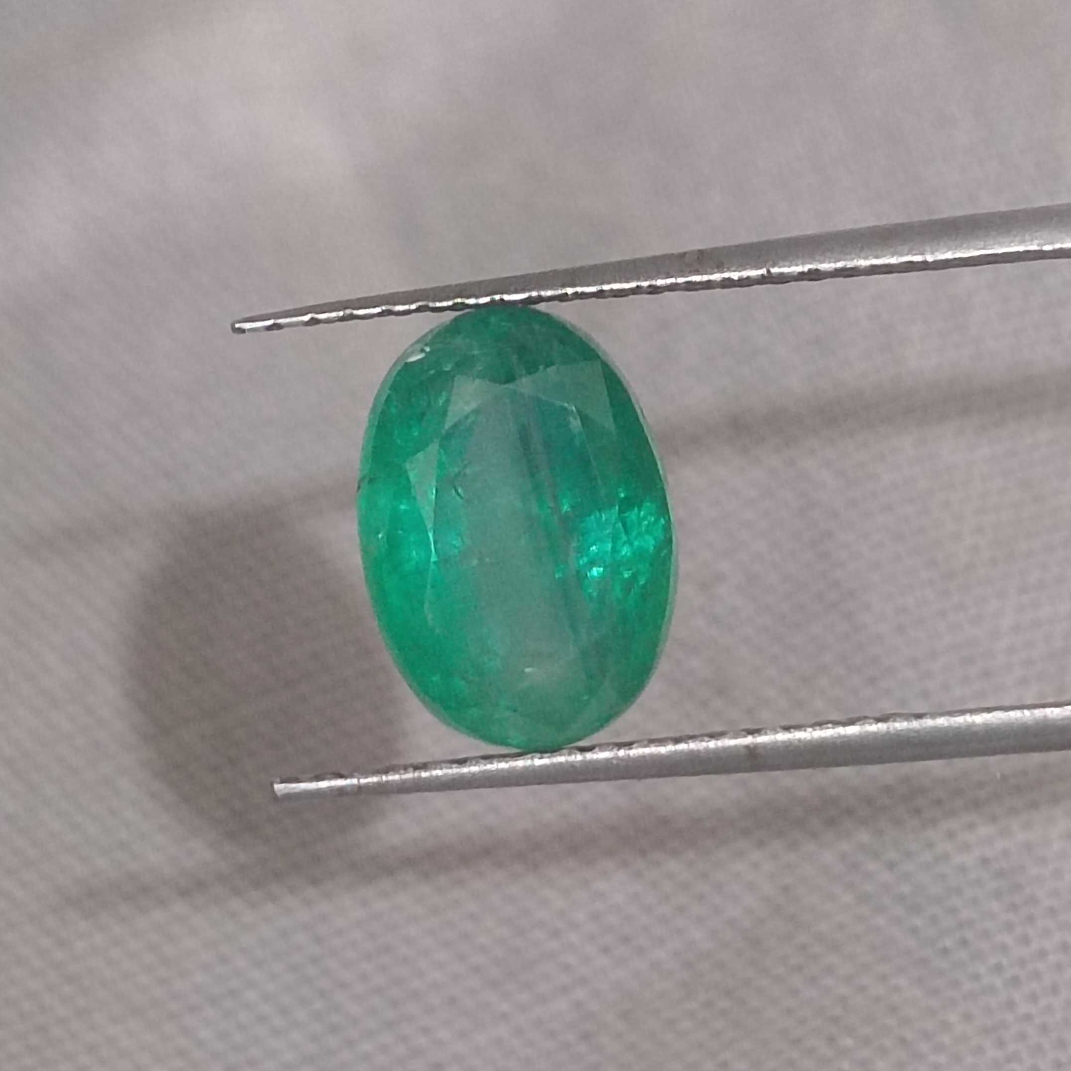 2.25ct GSI certified bright spring green oval shape Panjshir emerald stone /