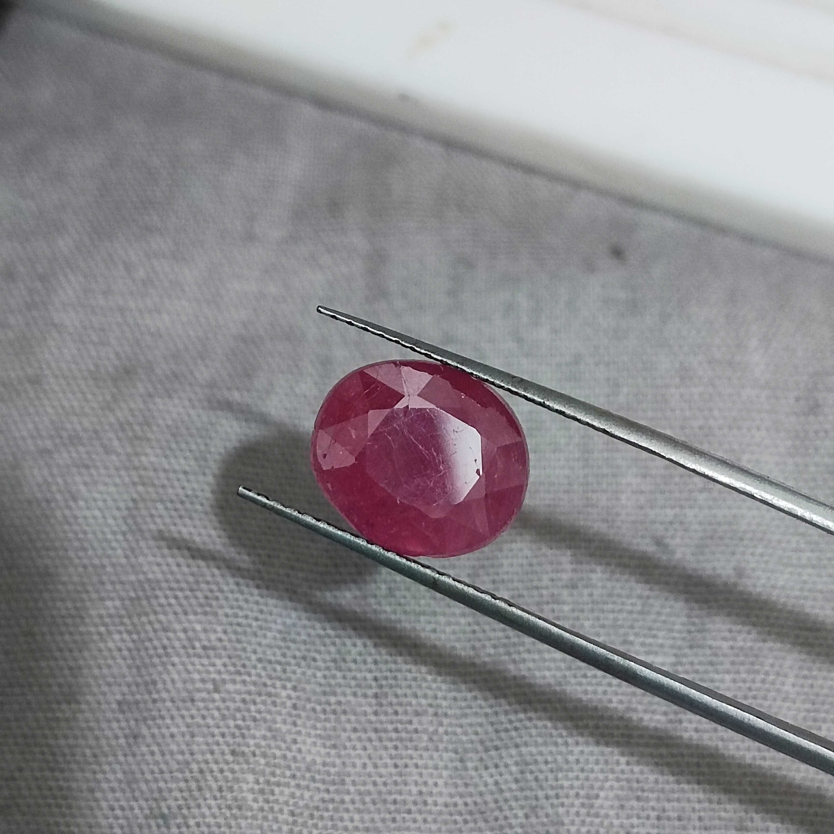 4.92ct GSI certified bright red oval shape unheated African origin ruby gemstone