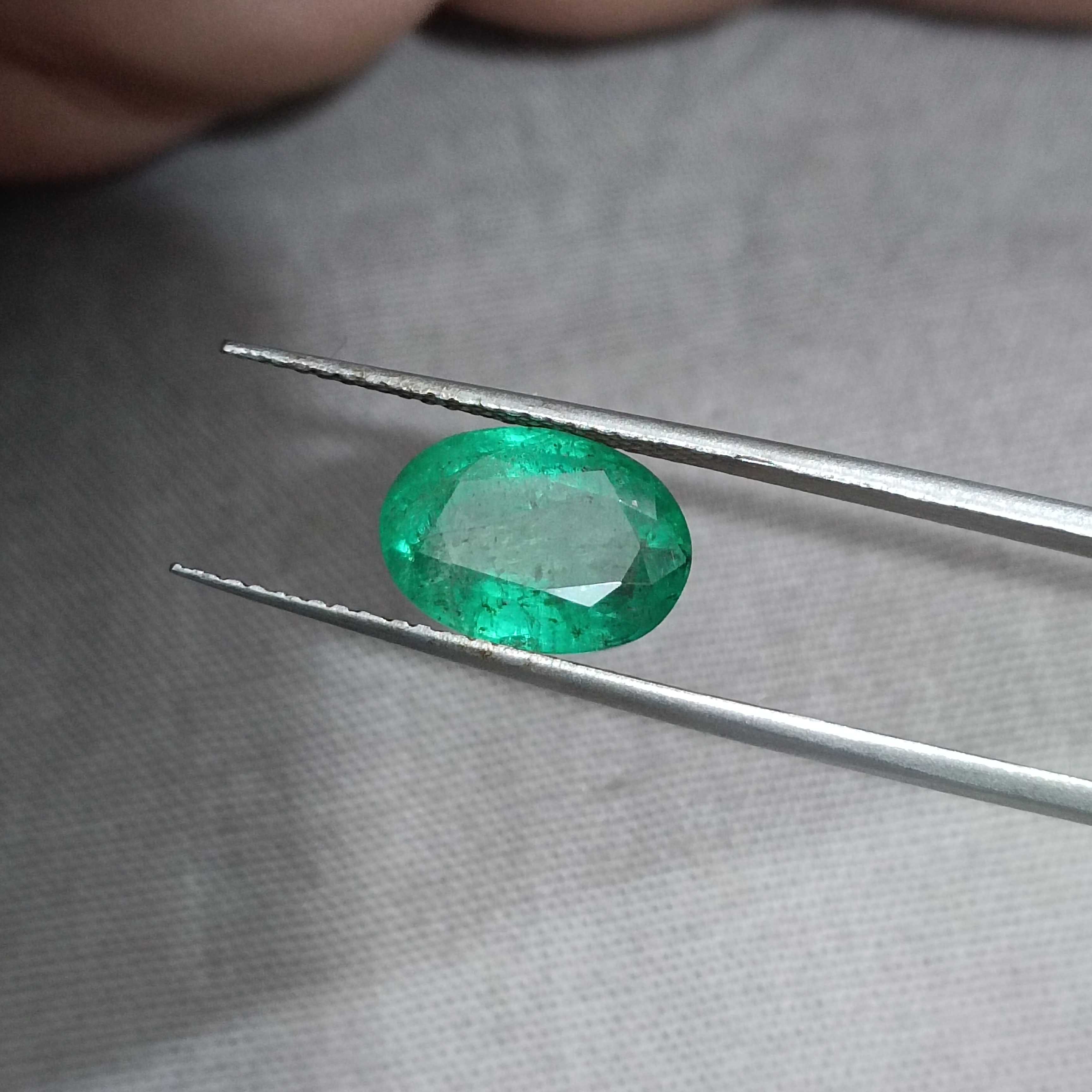 2.67ct GSI certified spring green oval cut Zambian emerald gem 