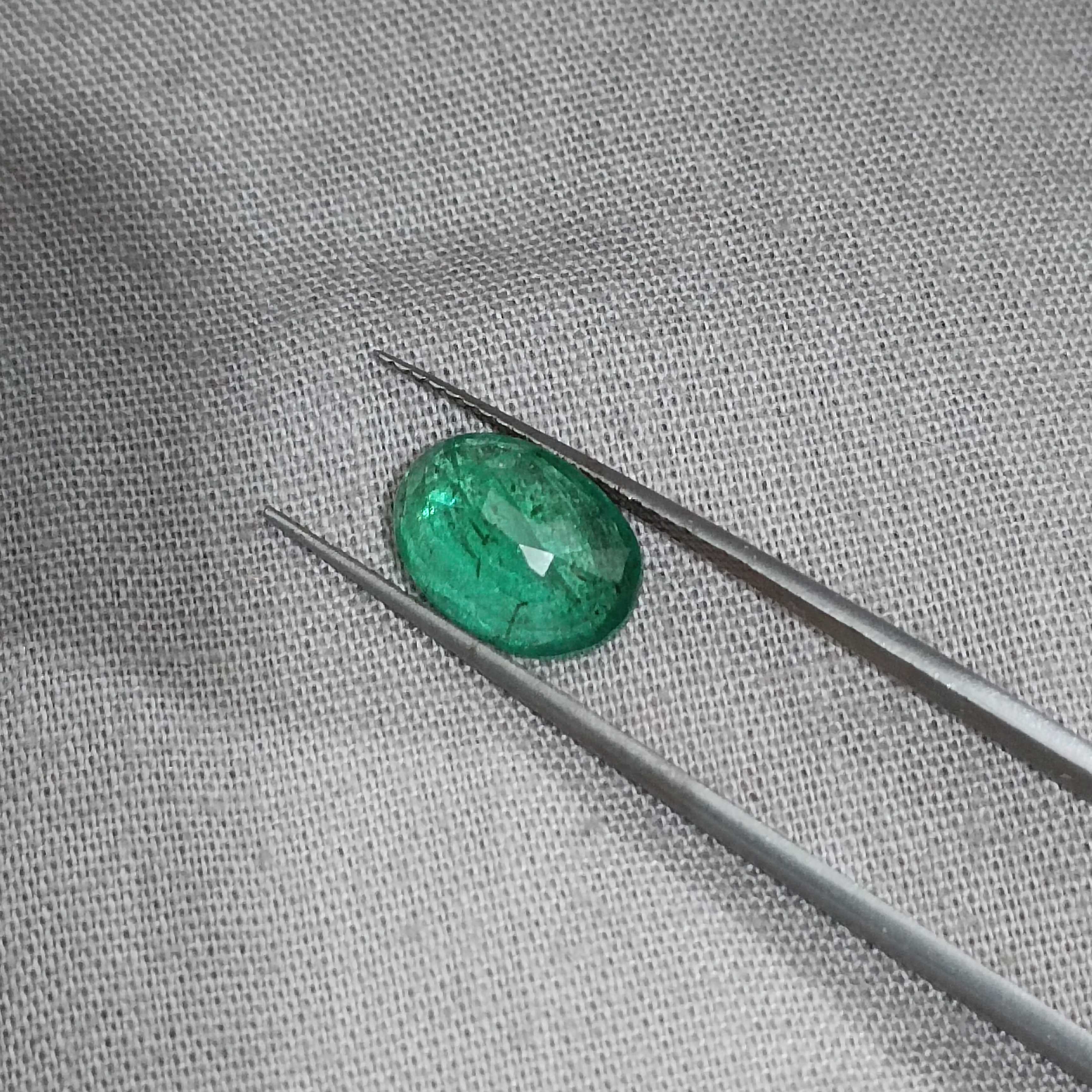 2.67ct GSI certified spring green oval cut Zambian emerald gem 