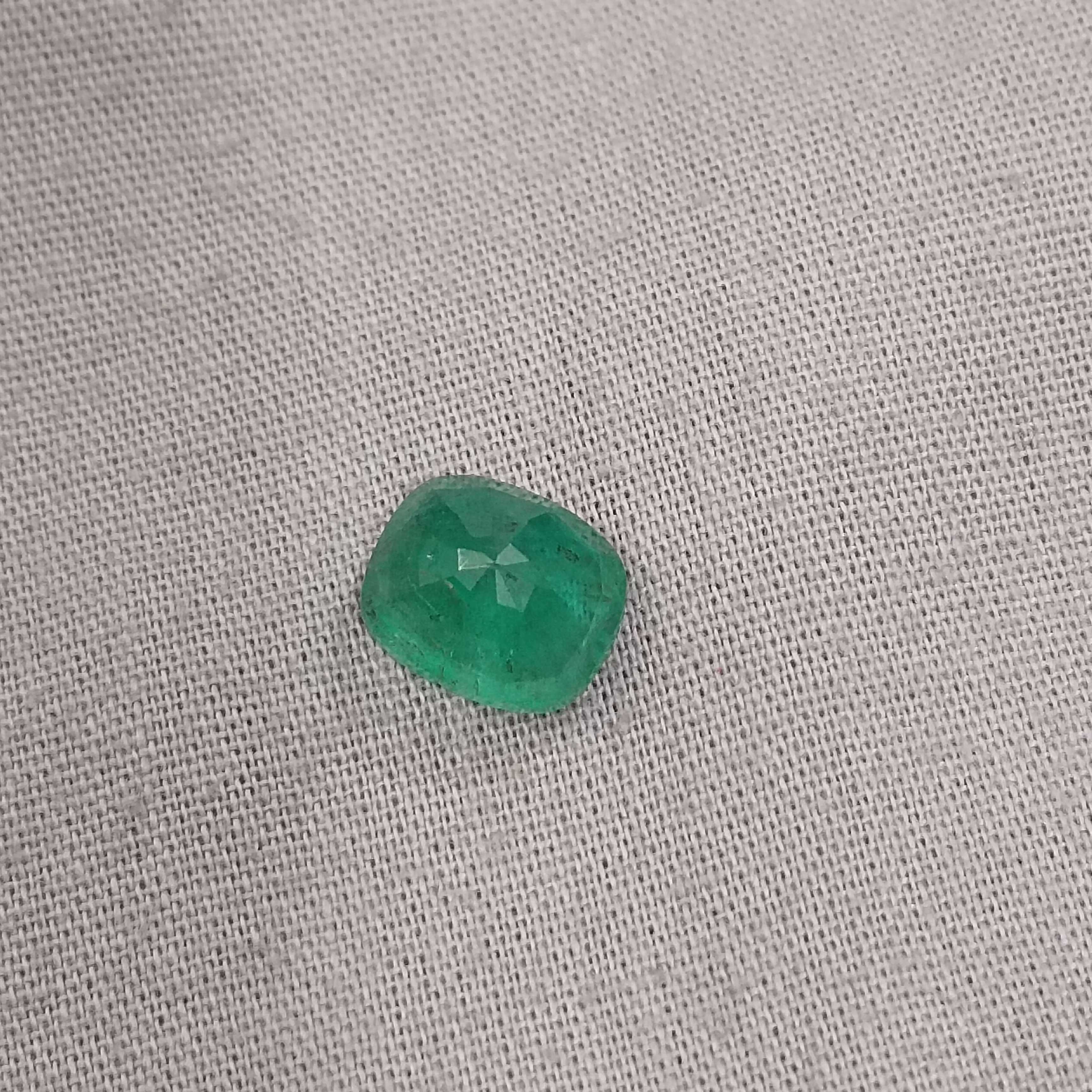 2.69 certified lively grass green cushion shape emerald gemstone 