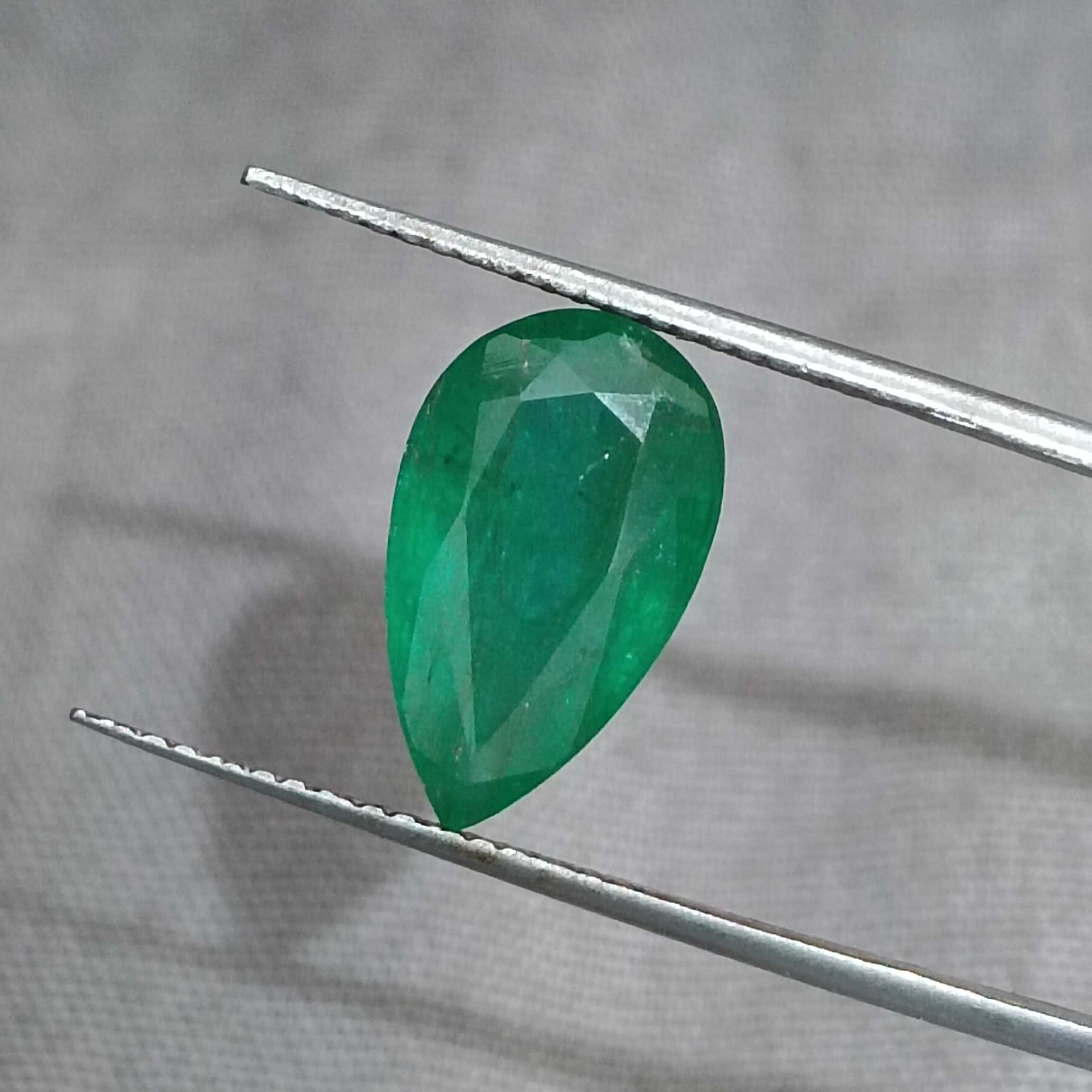 3.06ct deep velvet golden green pear shape emerald stone /