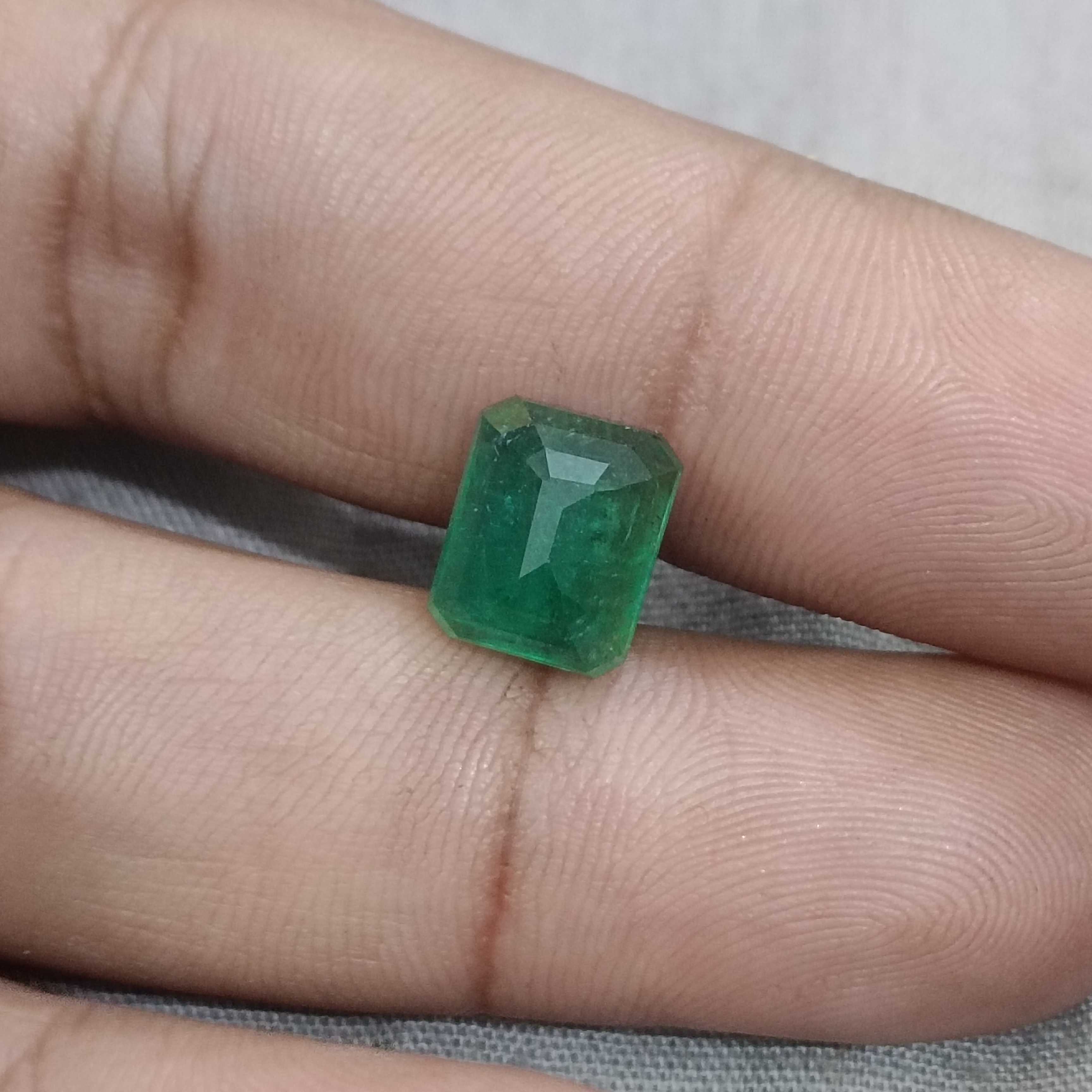 4.17ct GSI certified velvet green octagon cut Zambian emerald gemstone 