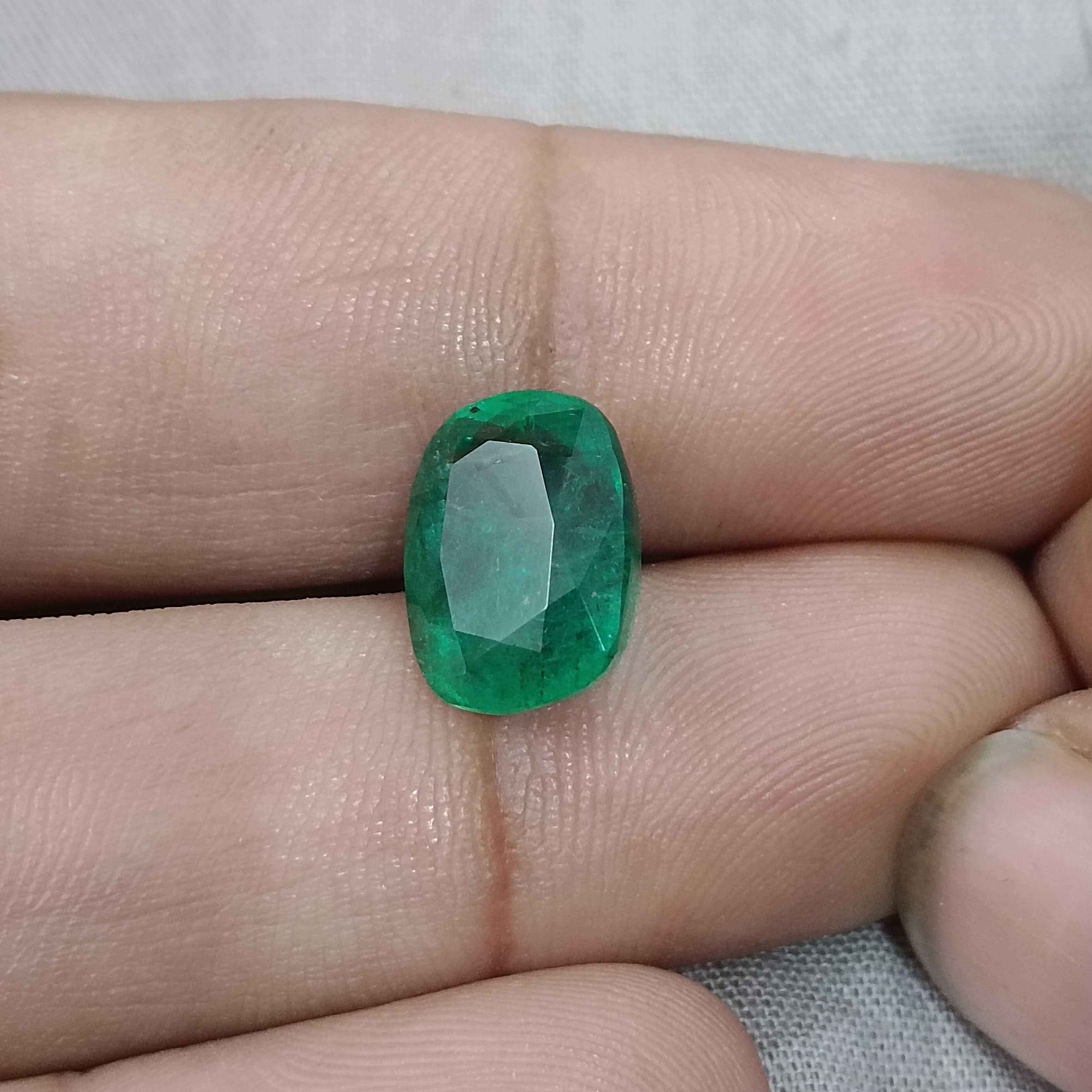 5.49ct alpine green cushion shape emerald gemstone 