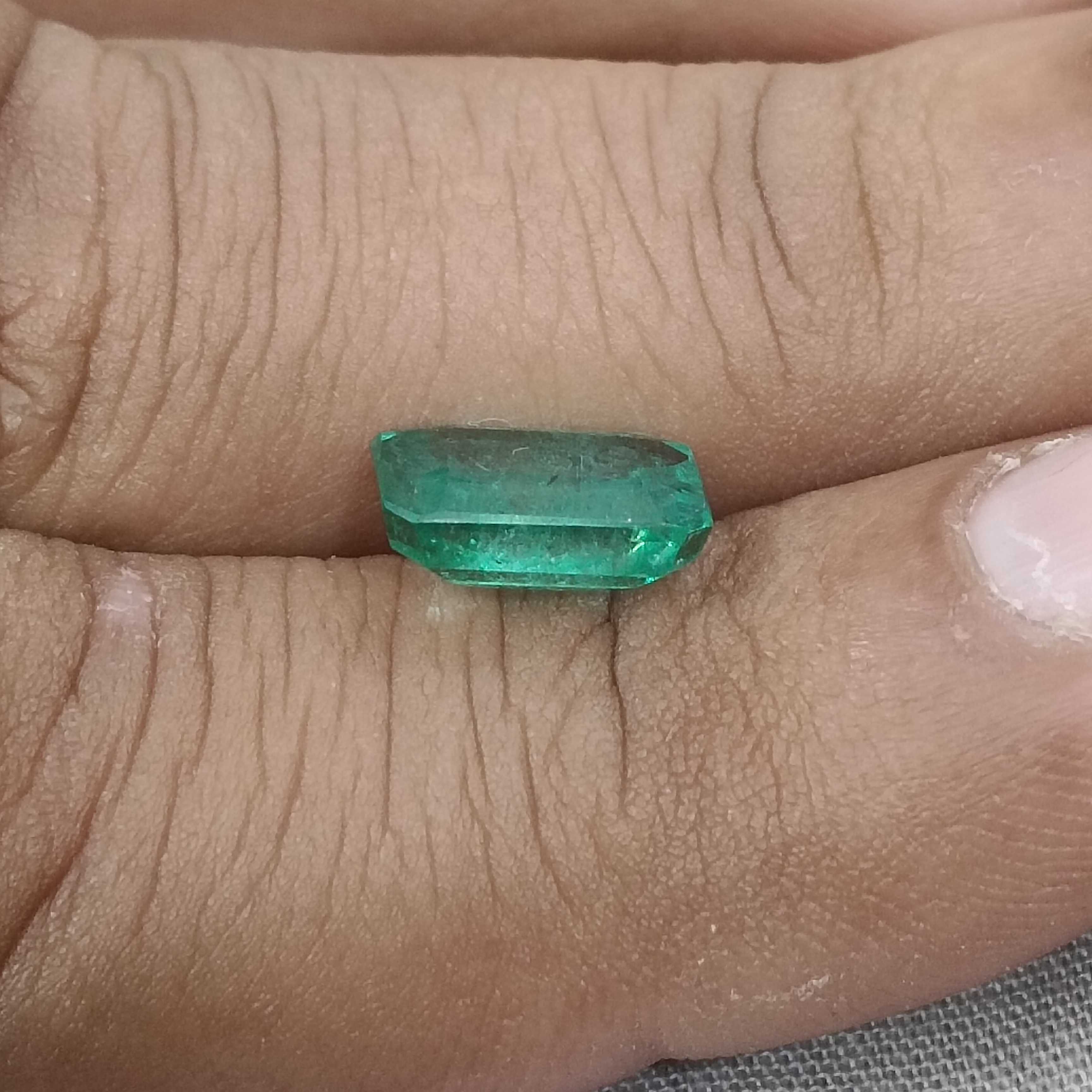 3.14ct GSI certified pine green octagon cut Zambian emerald gem 