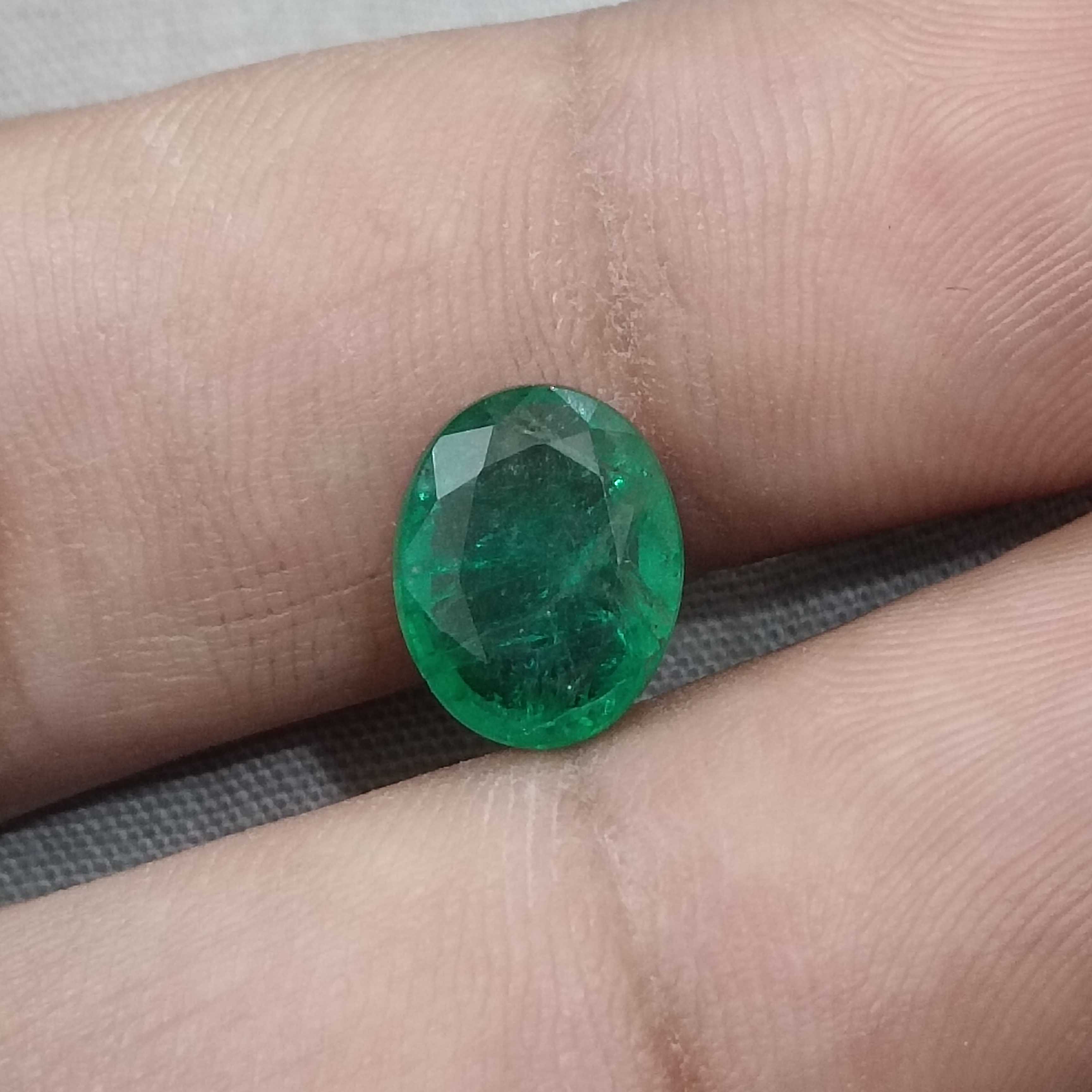 3.19ct GSI (USA) deep green oval shape Zambian emerald gemstone 