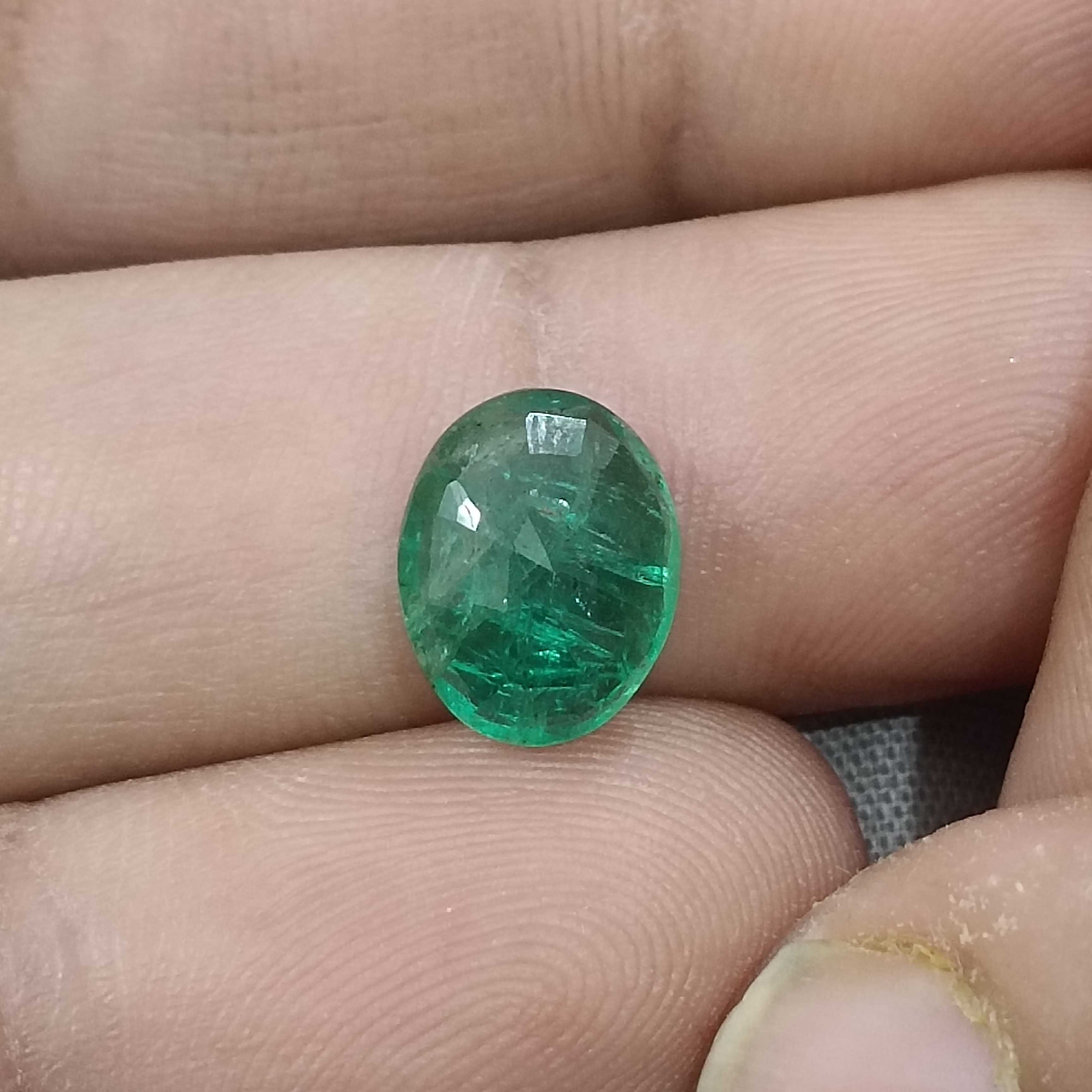 3.19ct GSI (USA) deep green oval shape Zambian emerald gemstone 