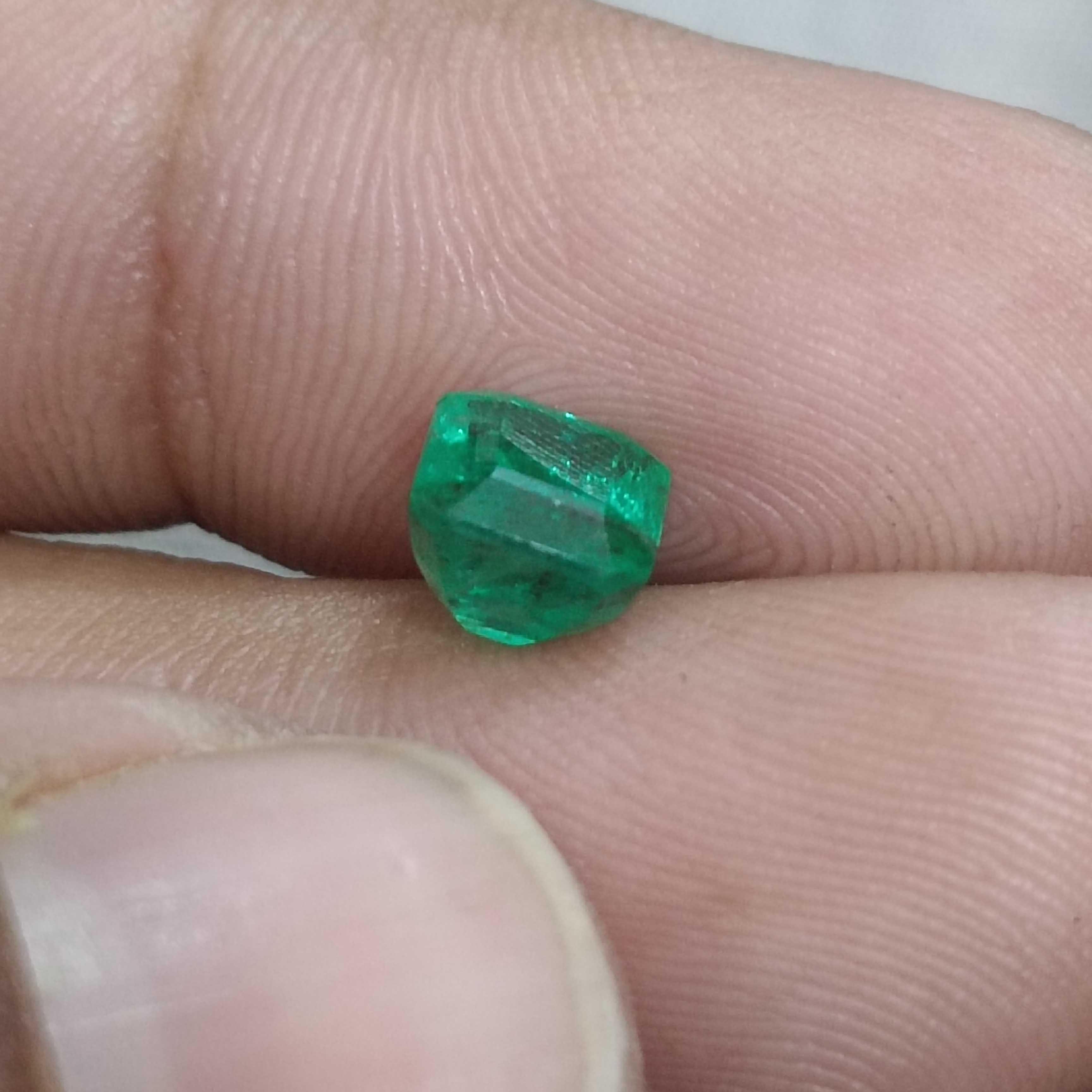 1.61ct GSI certified medium deep green octagon cut Zambian emerald 