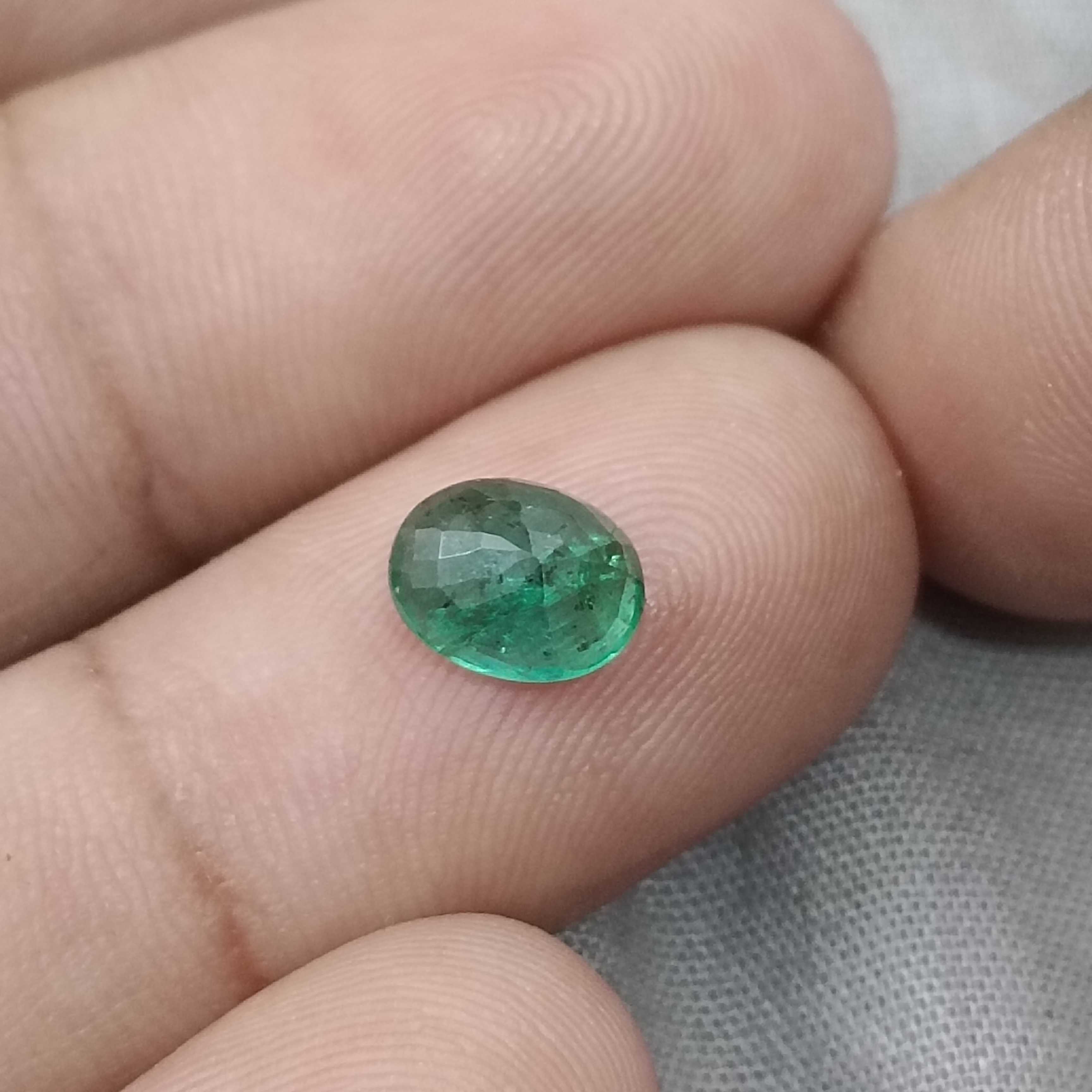 1.61ct GSI deep green color oval cut Zambian origin emerald gemstone 