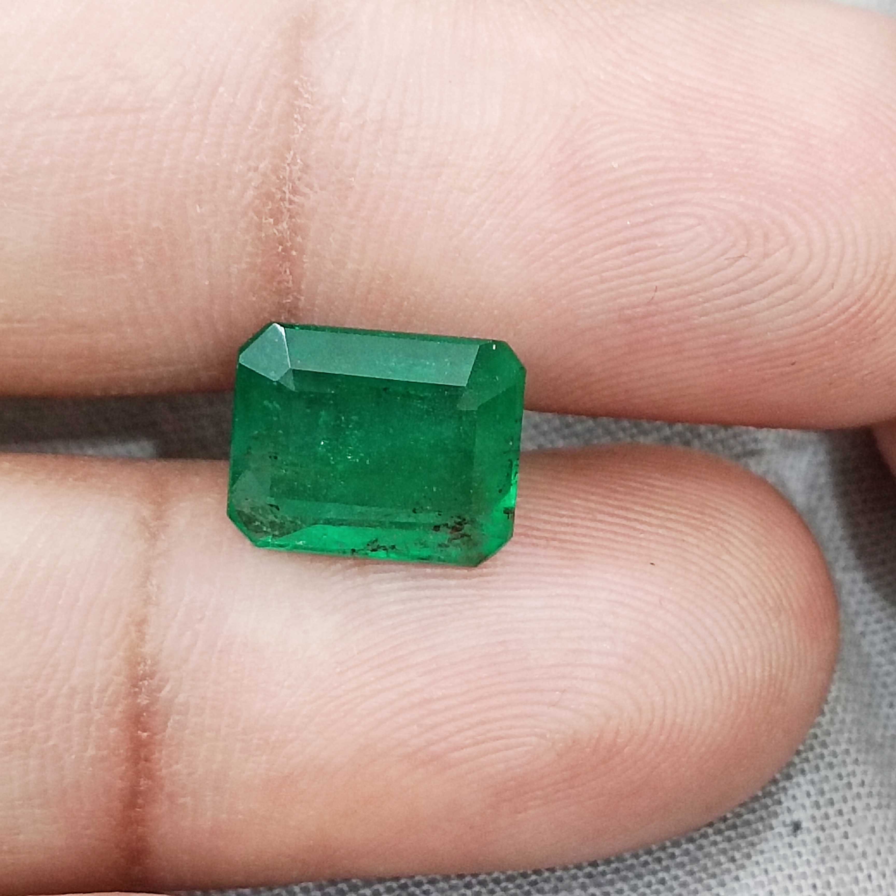 4.25ct GSI certified vivid green color octagon cut emerald gem