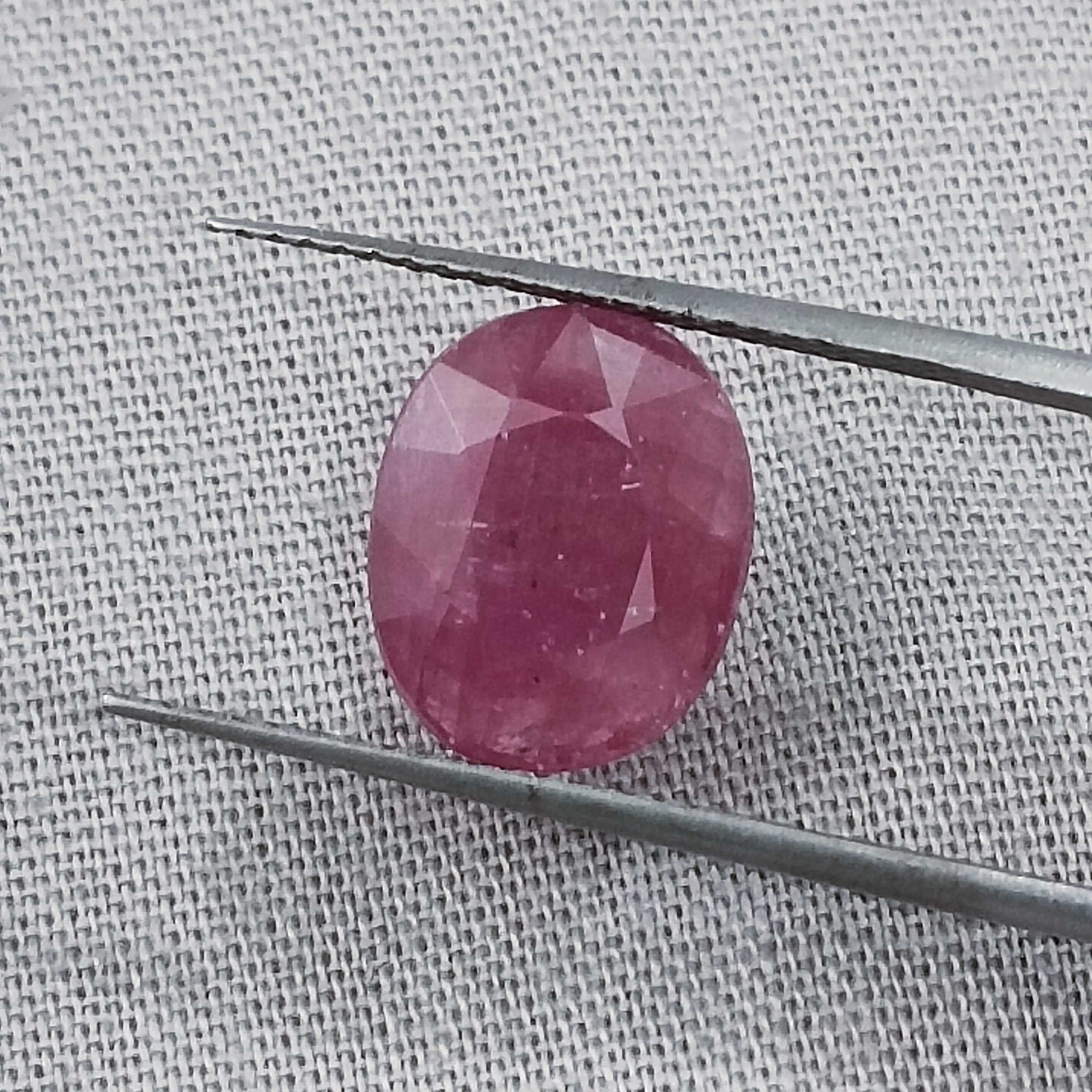 3.42ct GSI certificate purplish red oval cut African ruby /