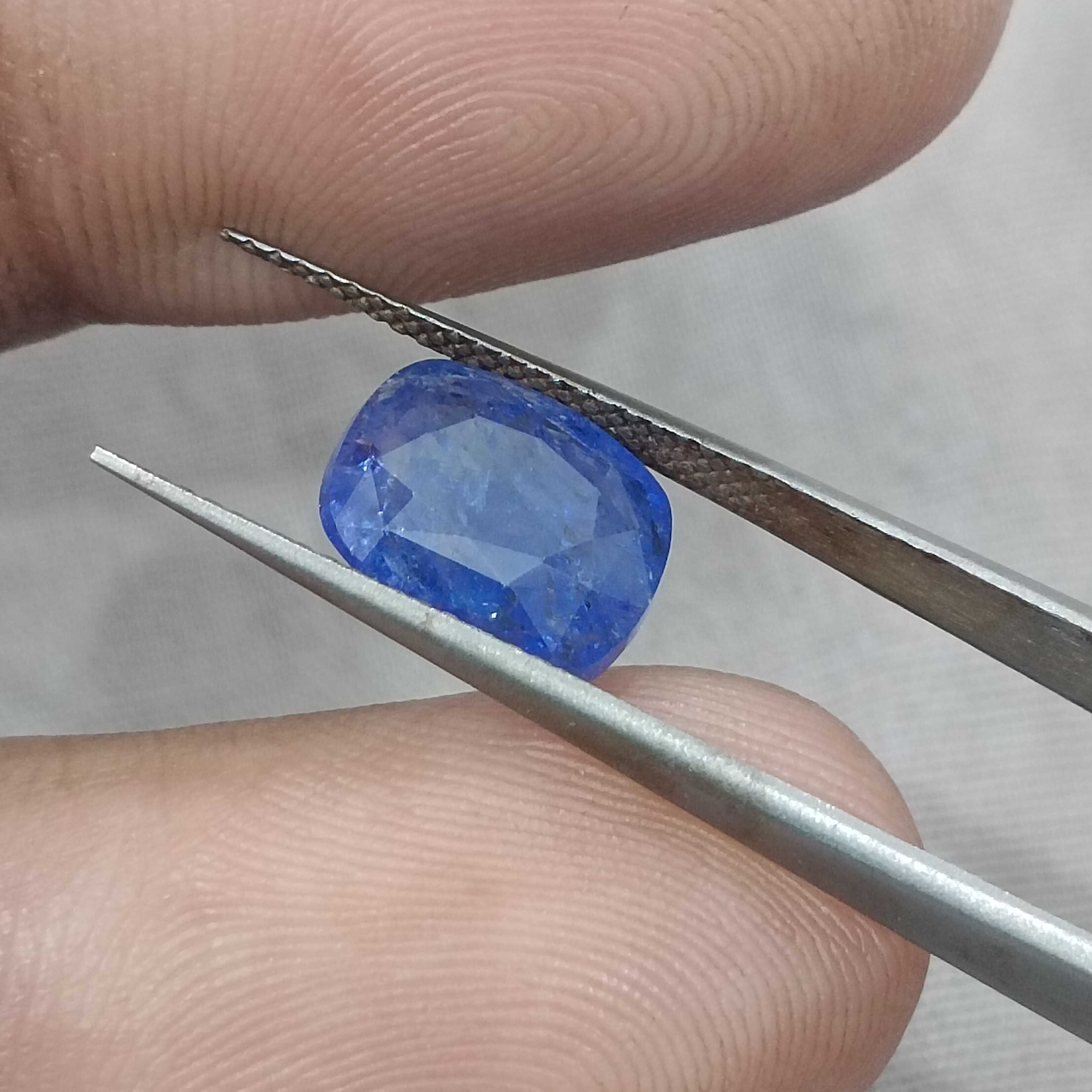 4.49ct GSI certified cushion mix cut Ceylon royal blue sapphire H
