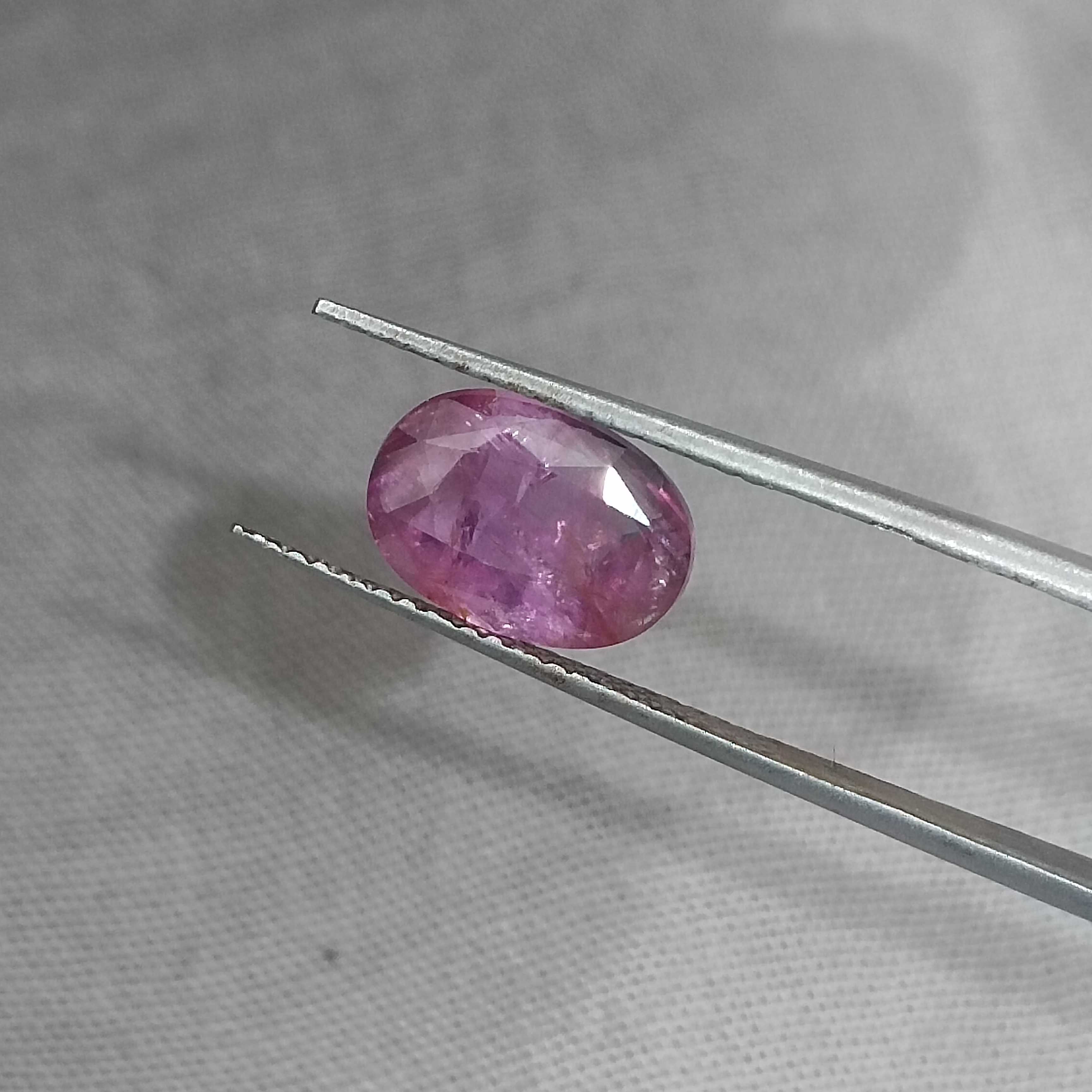 3.29cts GSI certified unheated oval shape pink purple sapphire 