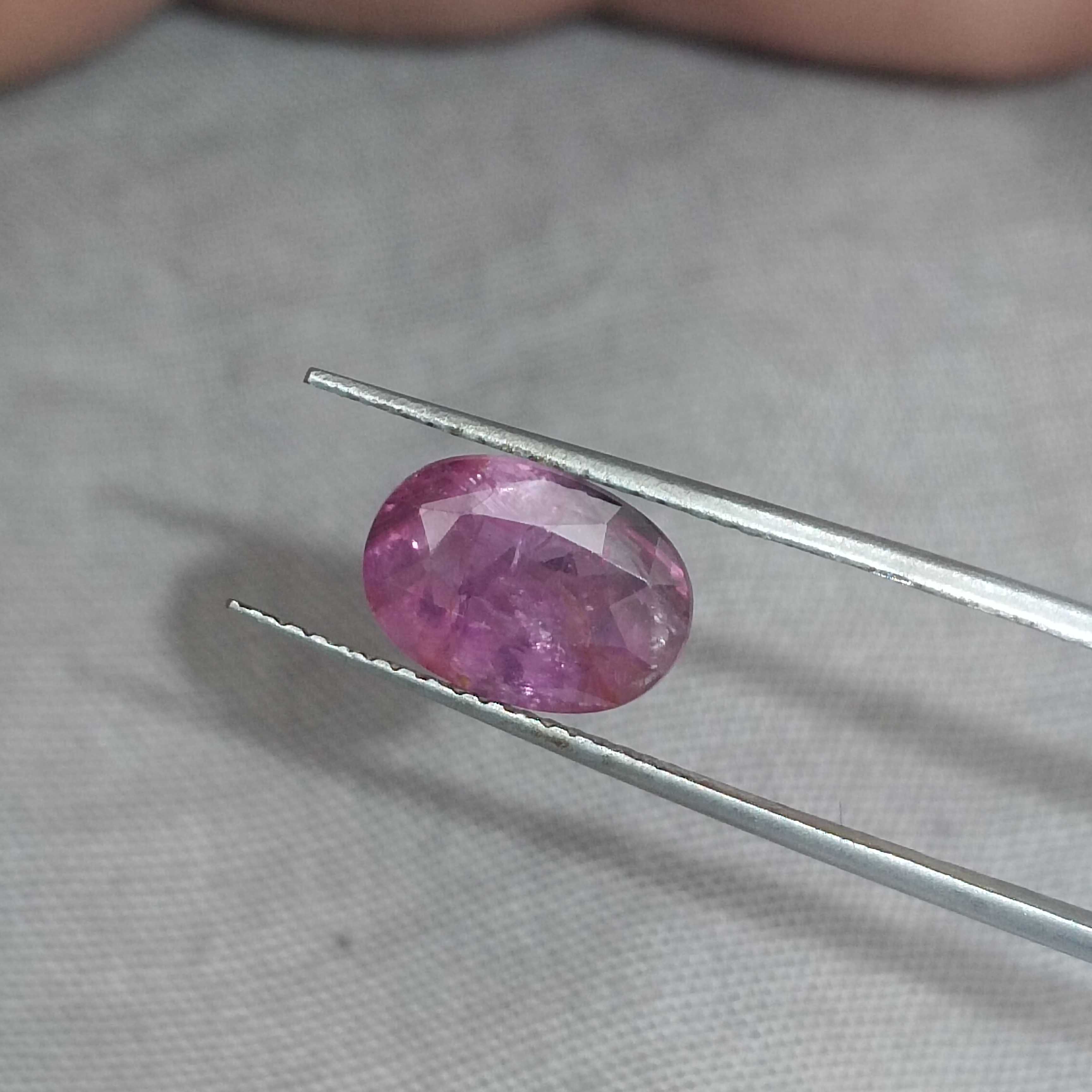 3.29cts GSI certified unheated oval shape pink purple sapphire 
