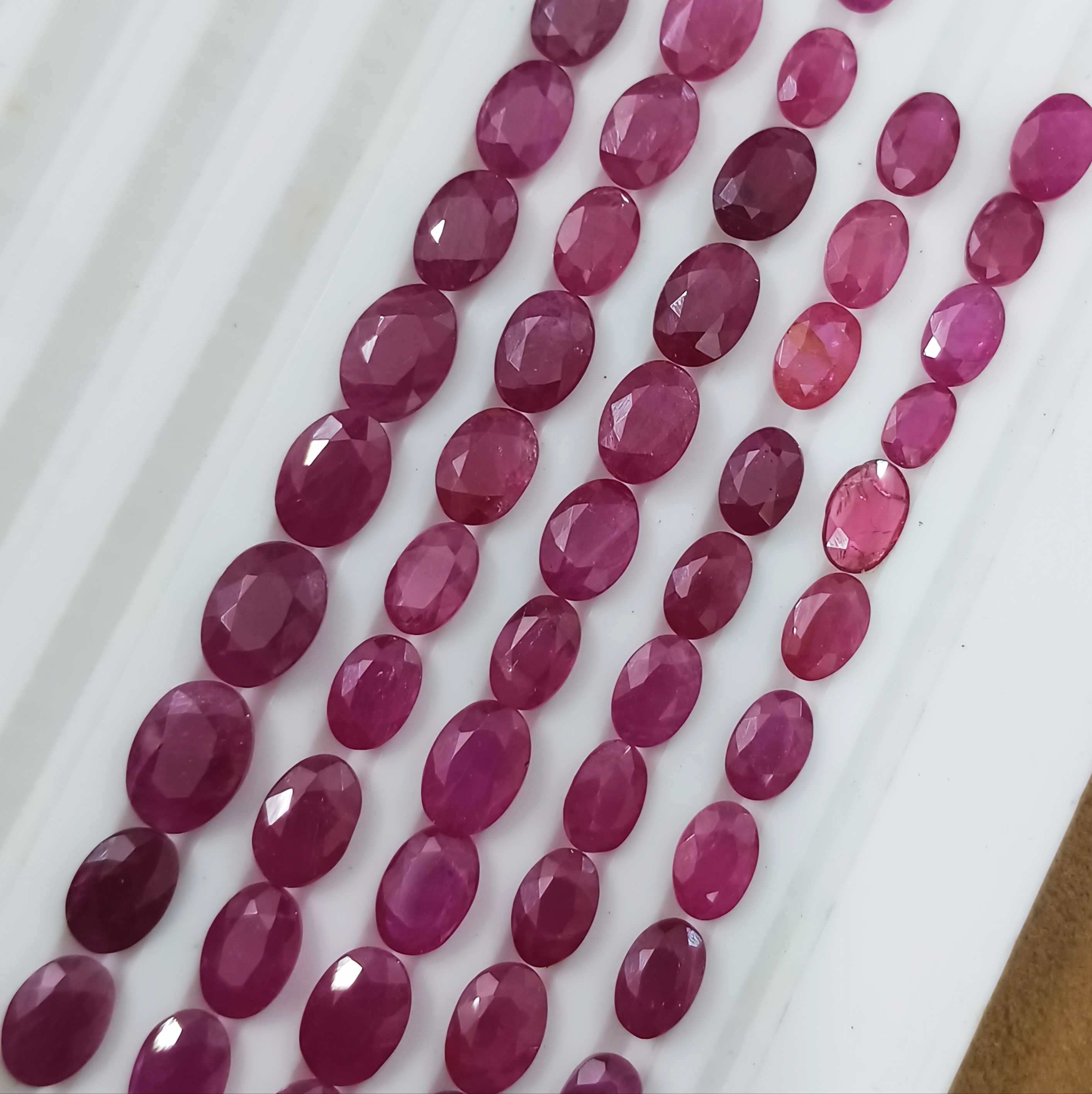 40.37ct red color oval cut unheated African ruby gemstone lot