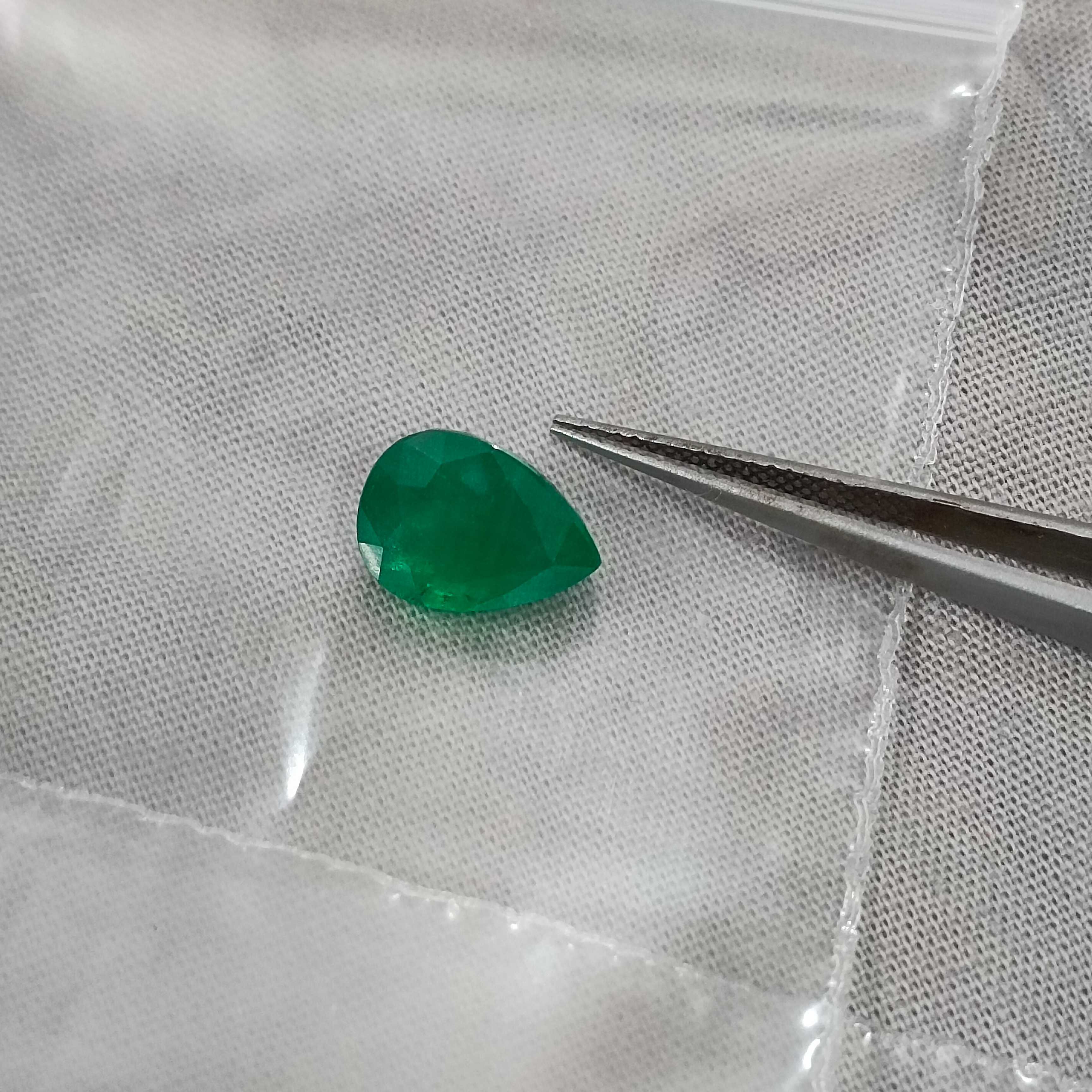 3.51cts GSI certified deep algae green pear cut Zambian emerald gemstone 