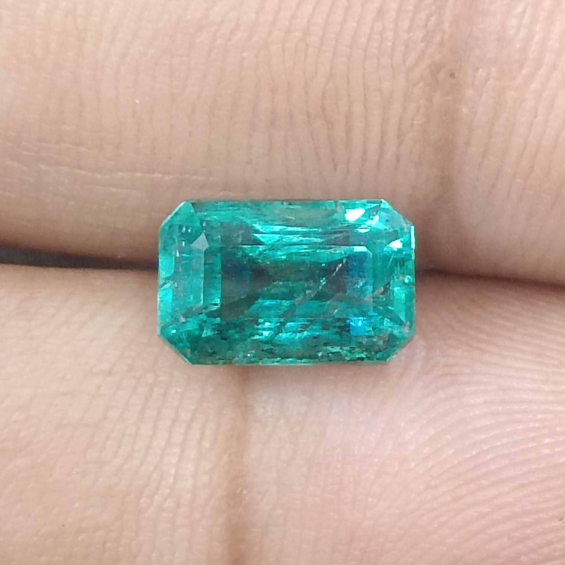 2.56ct high luster blue green octagon emerald gem 