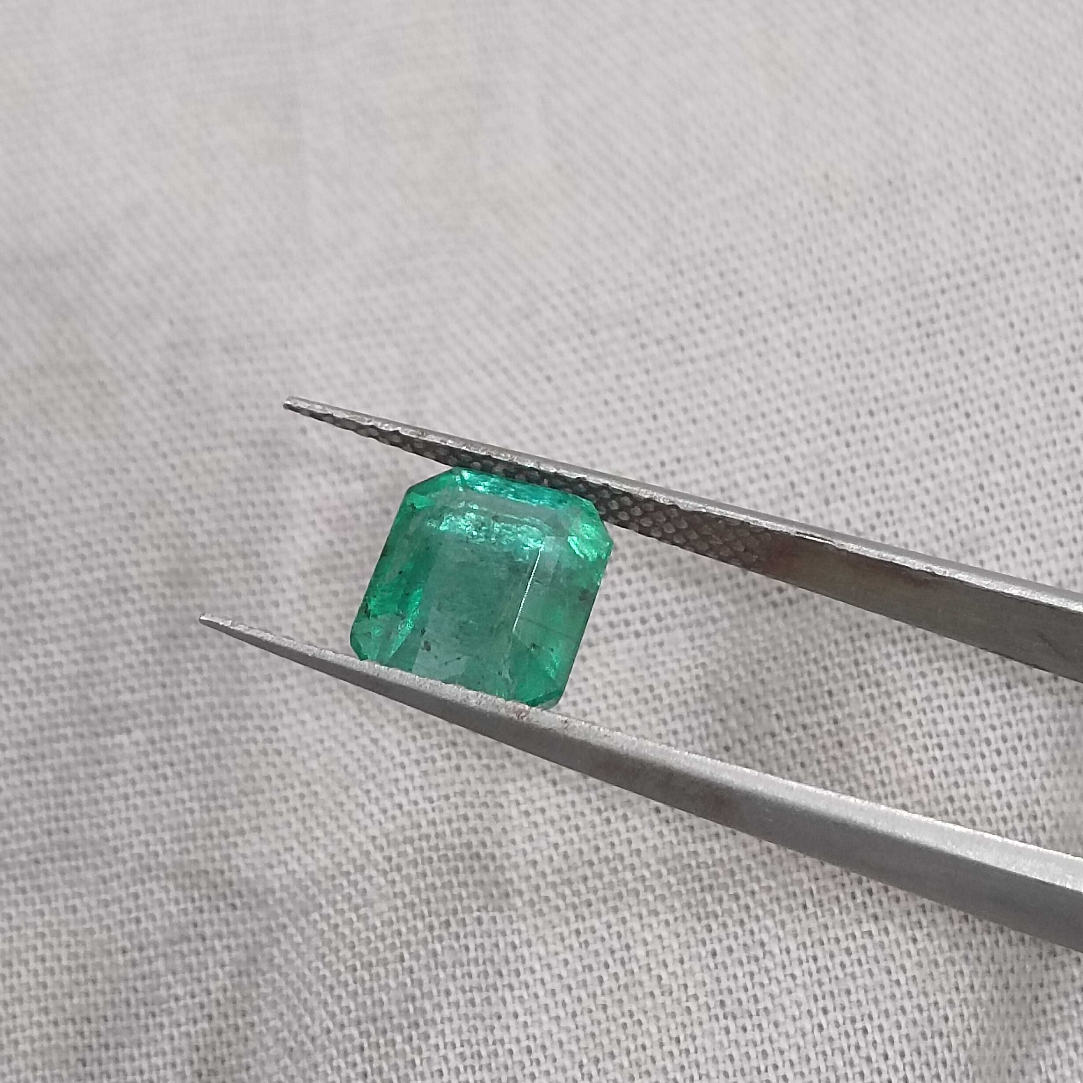 2.28ct GSI certified golden green octagon cut emerald gemstone 