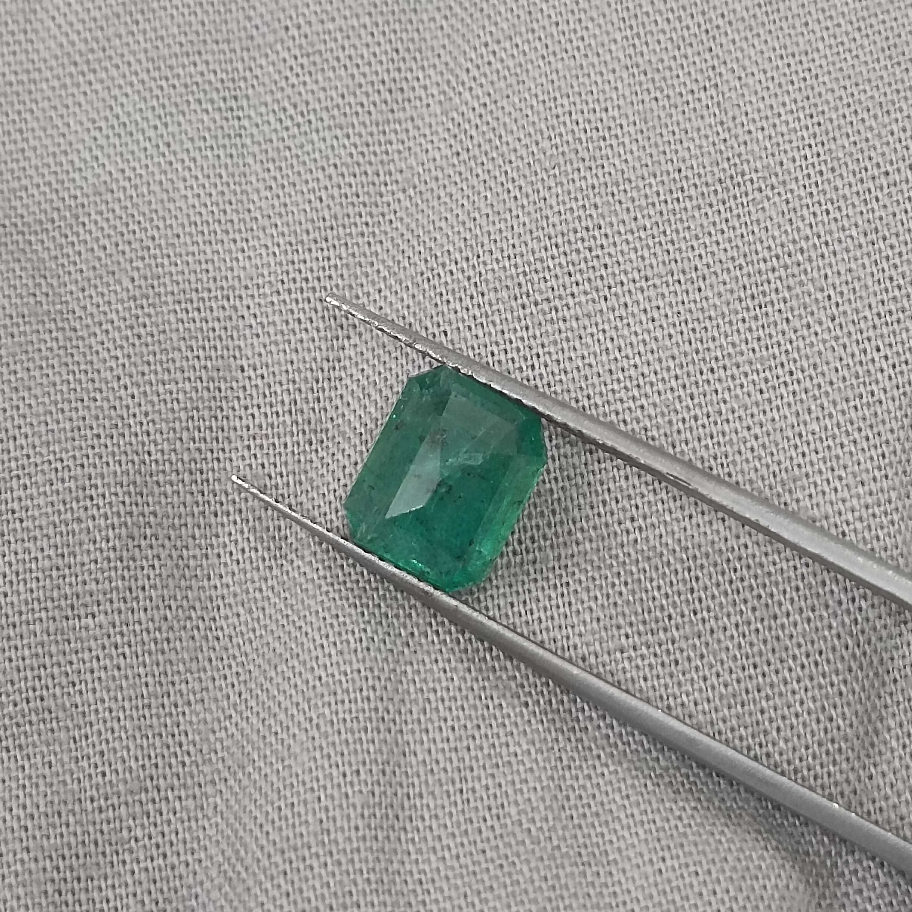2.28ct GSI certified golden green octagon cut emerald gemstone 