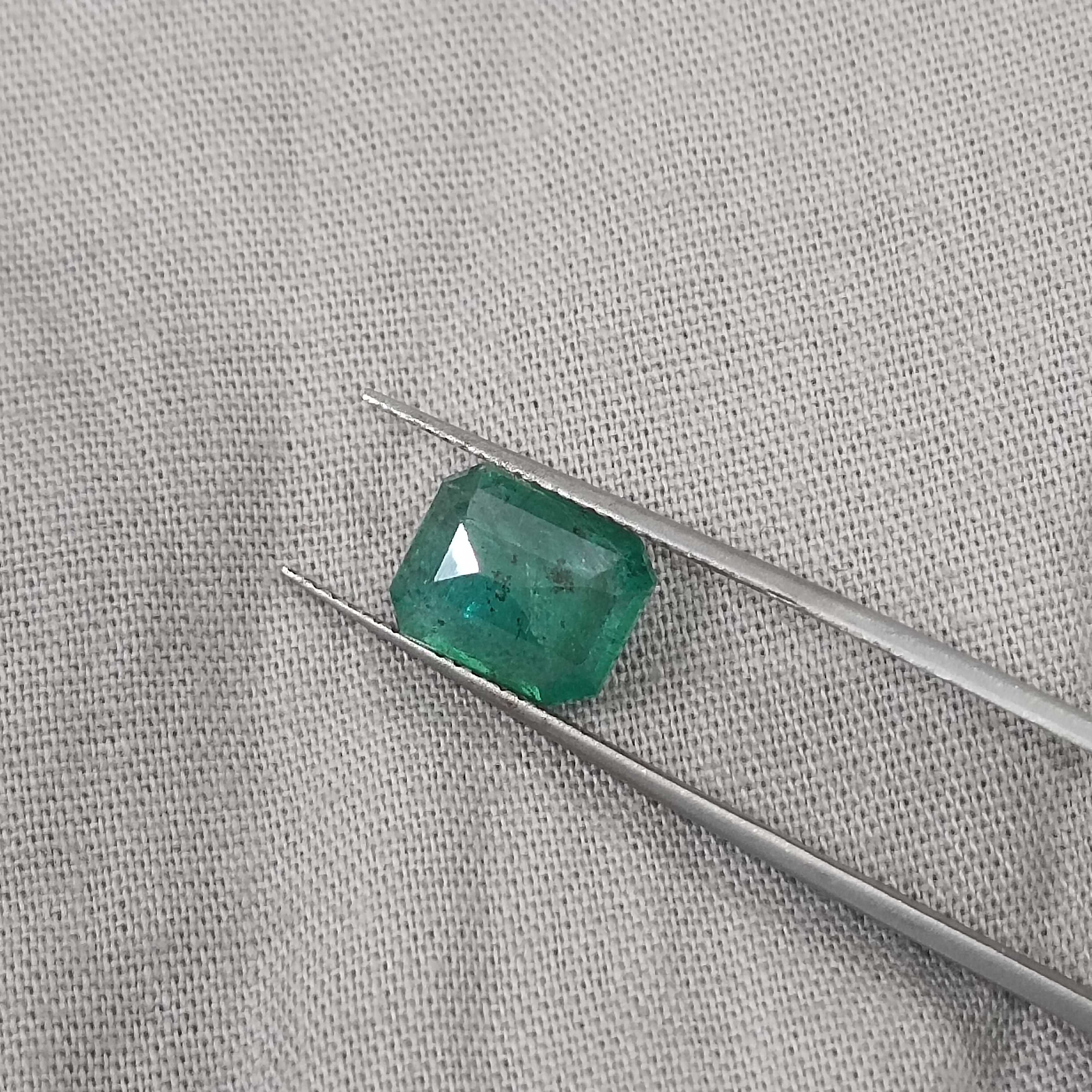 2.28ct GSI certified golden green octagon cut emerald gemstone 