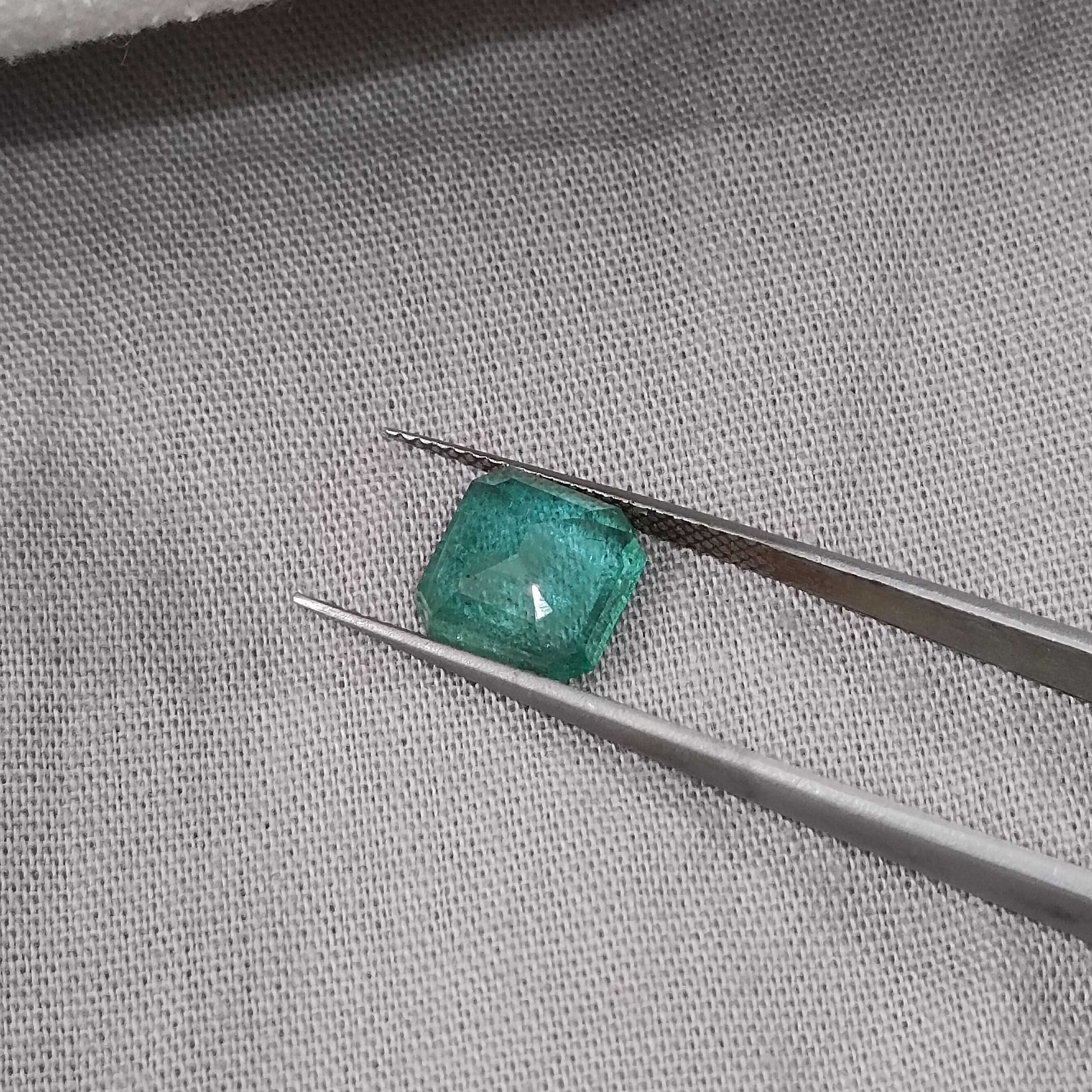 2.59cts certified medium forest green octagon cut emerald stone 