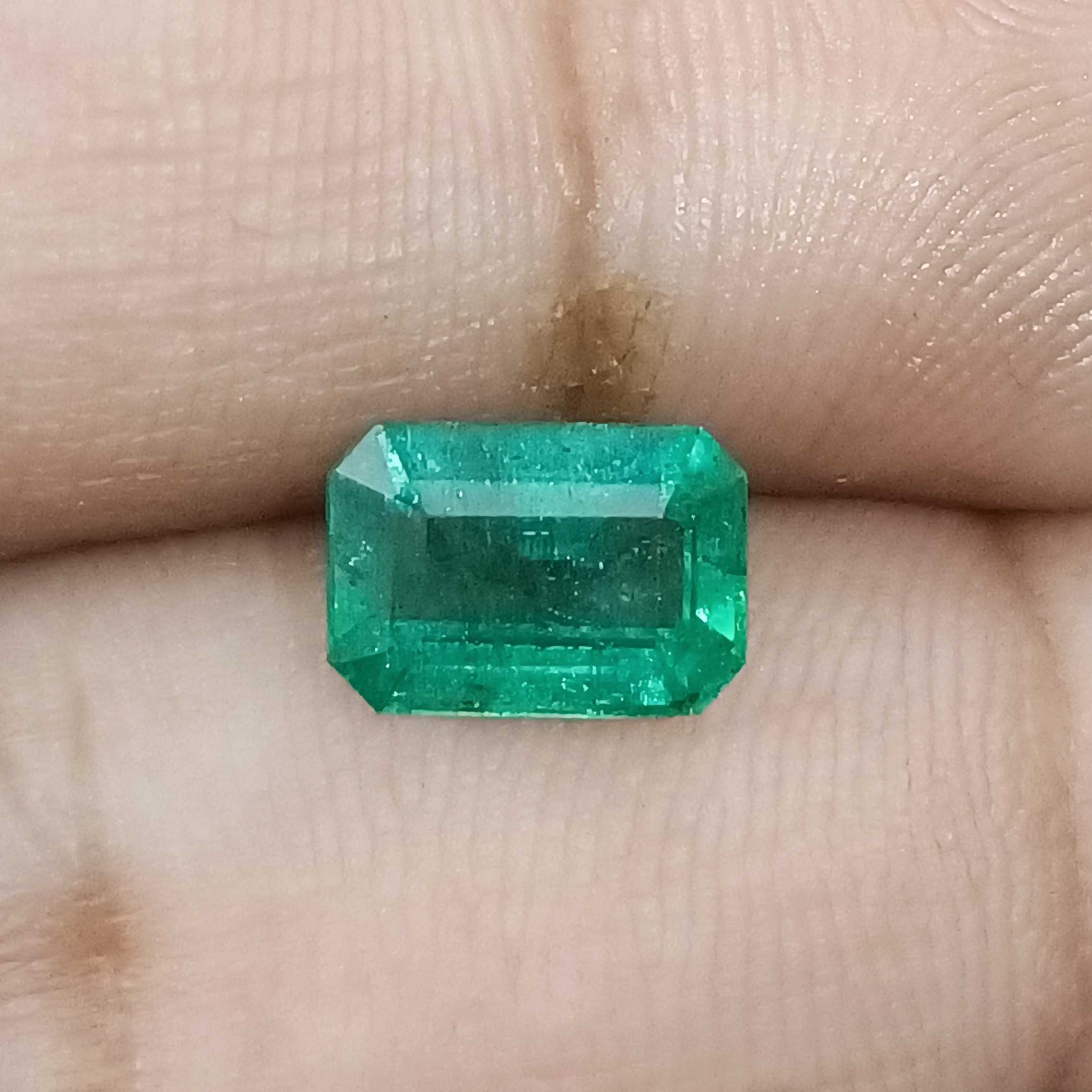 2.14cts GSI certified deep golden green octagon cut emerald gemstone 