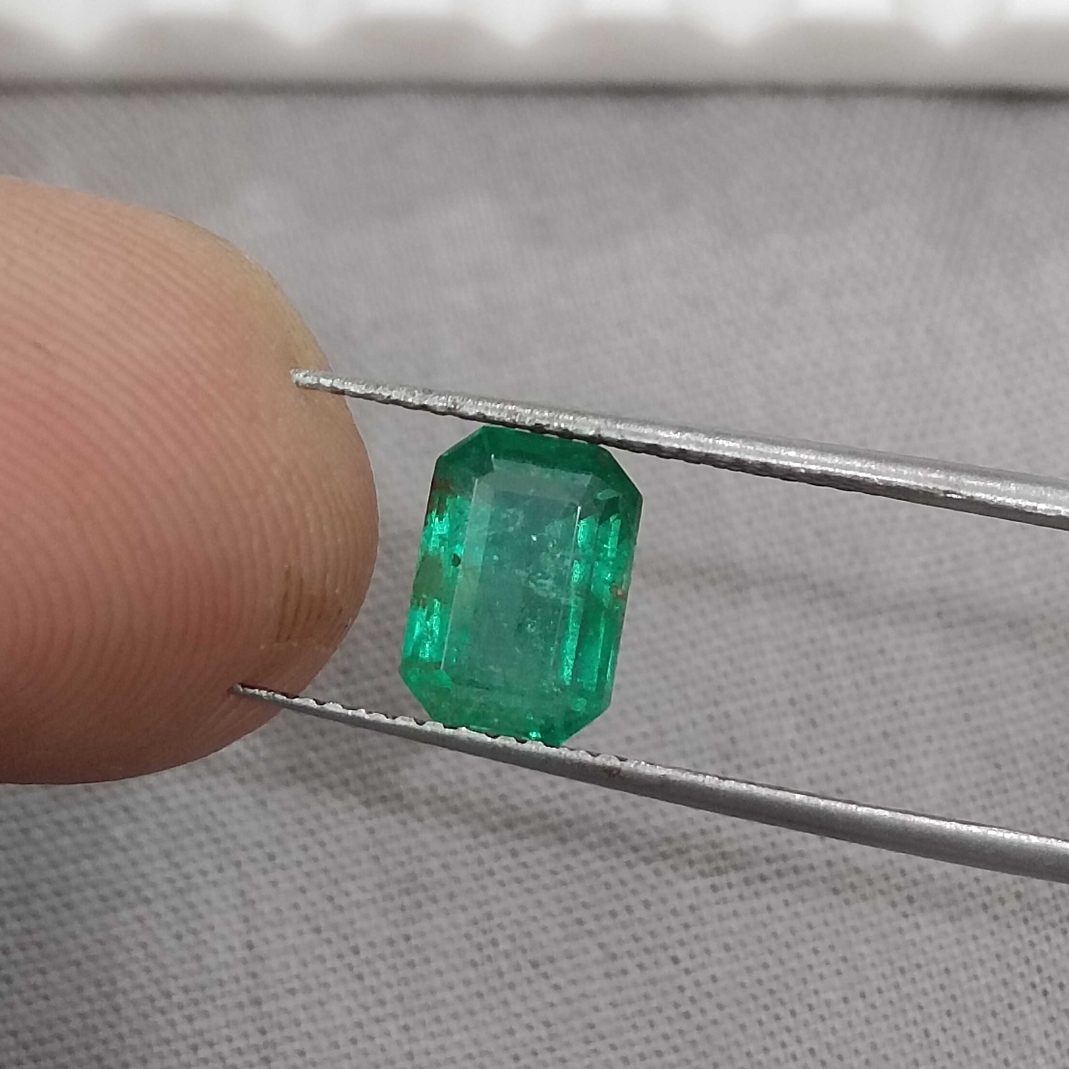 2.03cts GSI certified deep golden green octagon cut Afghanistan emerald gemstone 