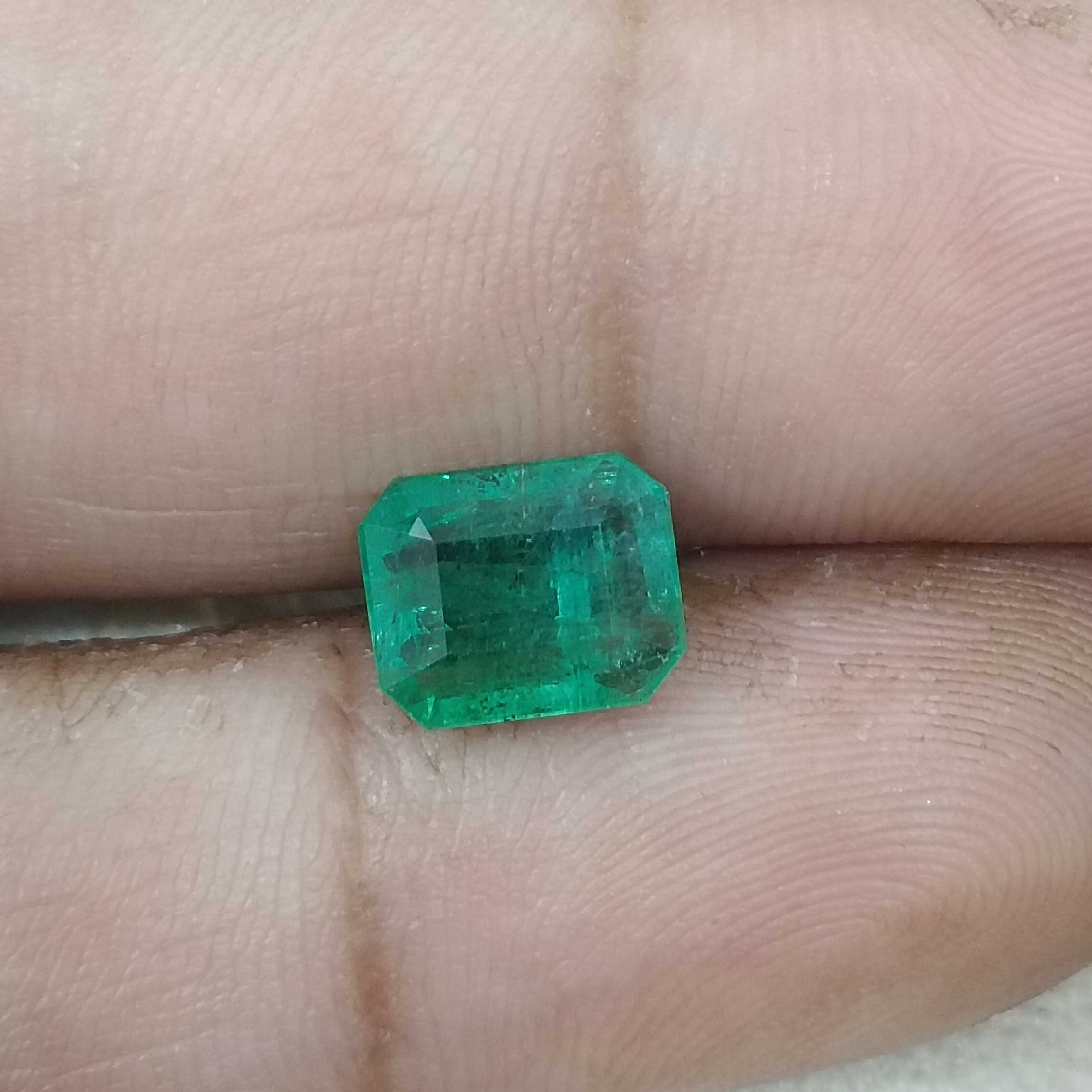 2.37cts GSI certified grass green octagon cut emerald gem 