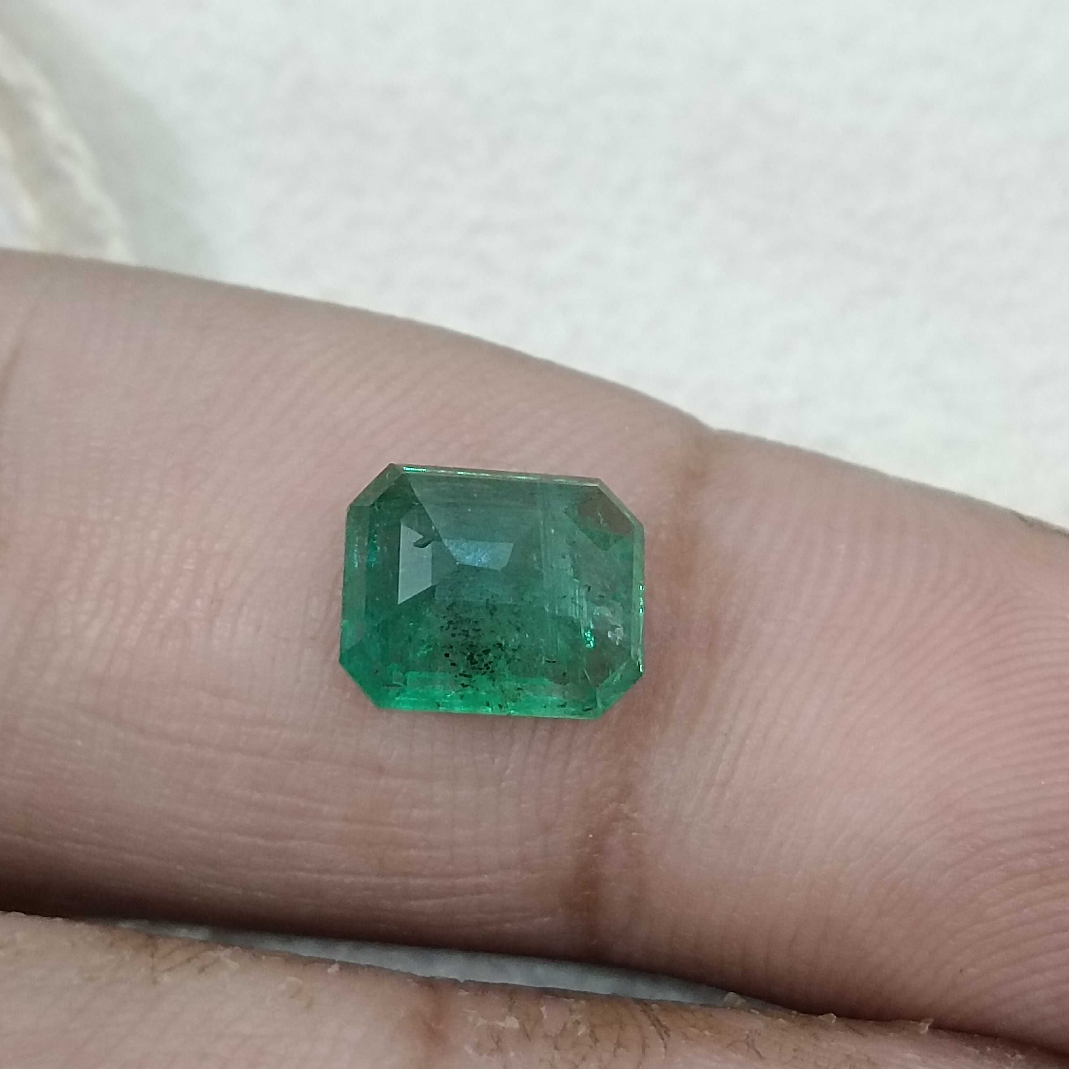 2.37cts GSI certified grass green octagon cut emerald gem 